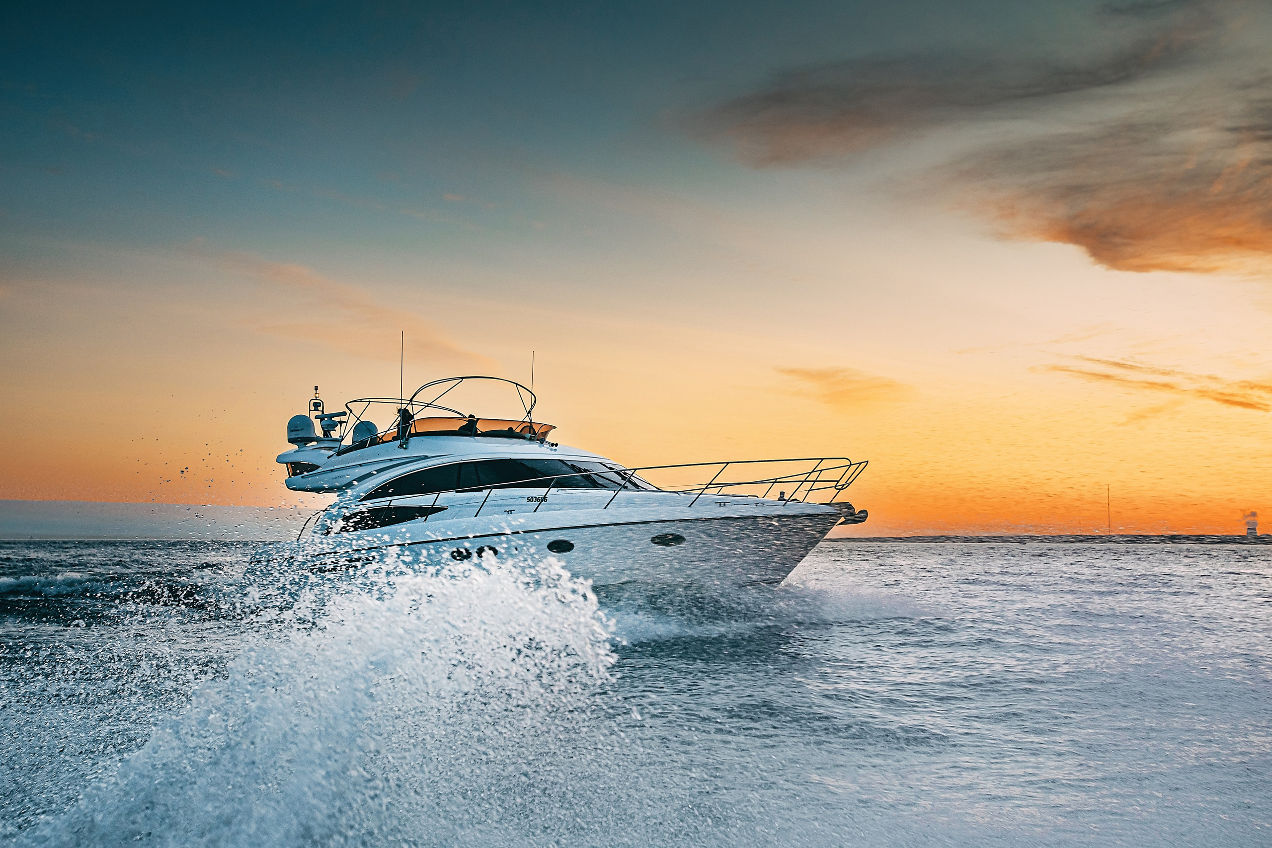 Яхта Princess 57 Esperanza. SPB Rent Boats|аренда катеров и теплоходов