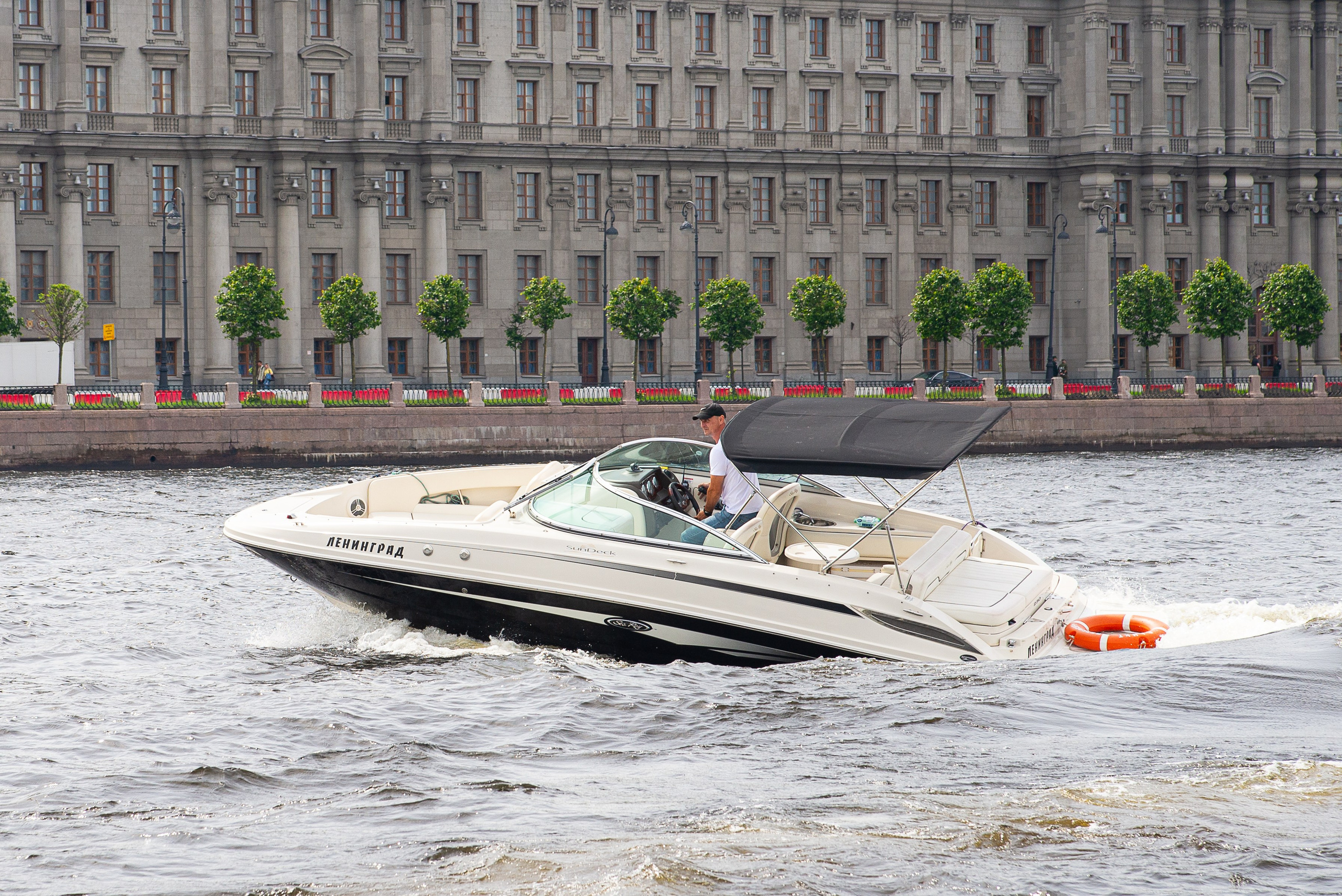 Катер «Ленинград». SPB Rent Boats|аренда катеров и теплоходов