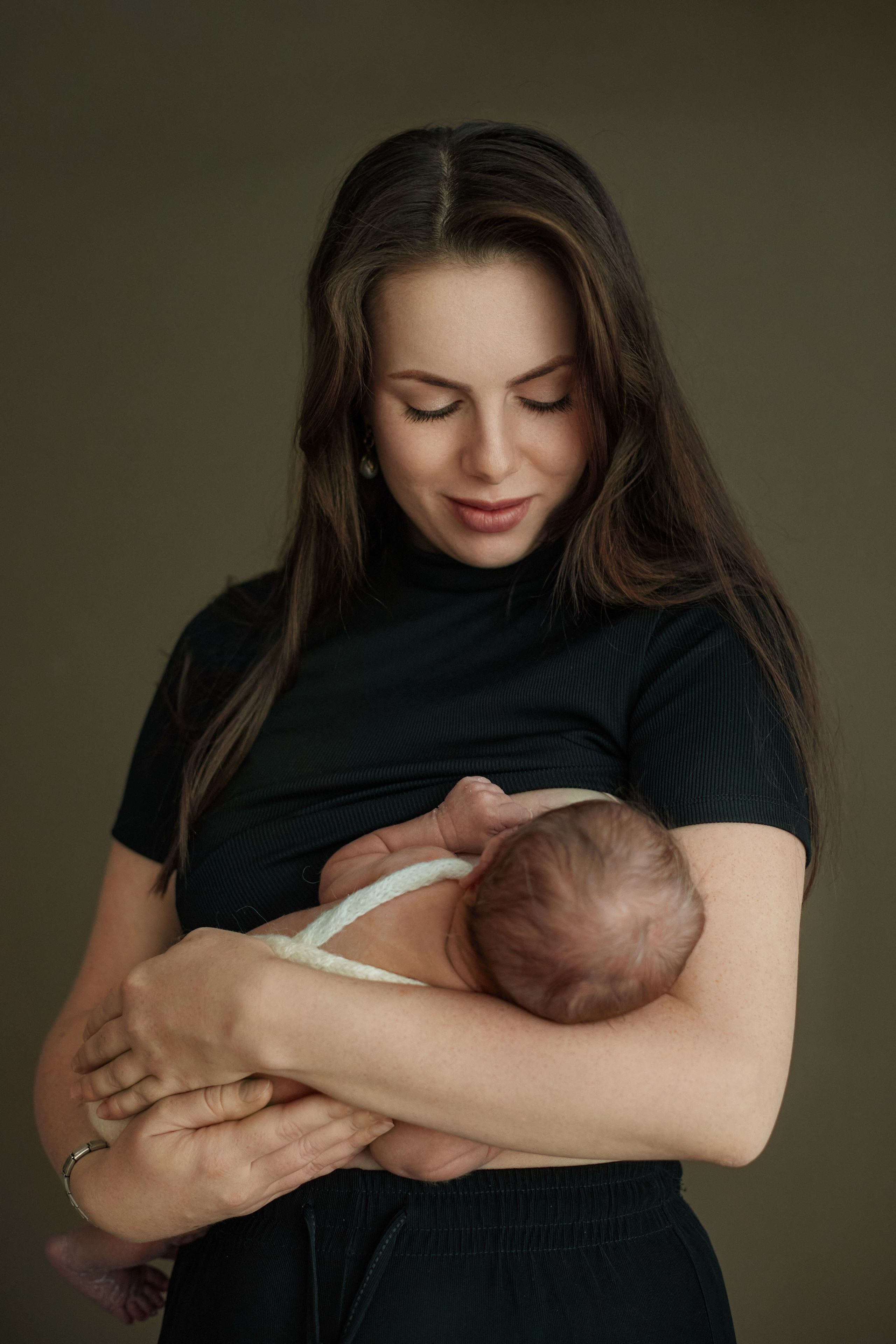 Newborn. Фотограф женского портрета, беременности и материнства Харькова Елена