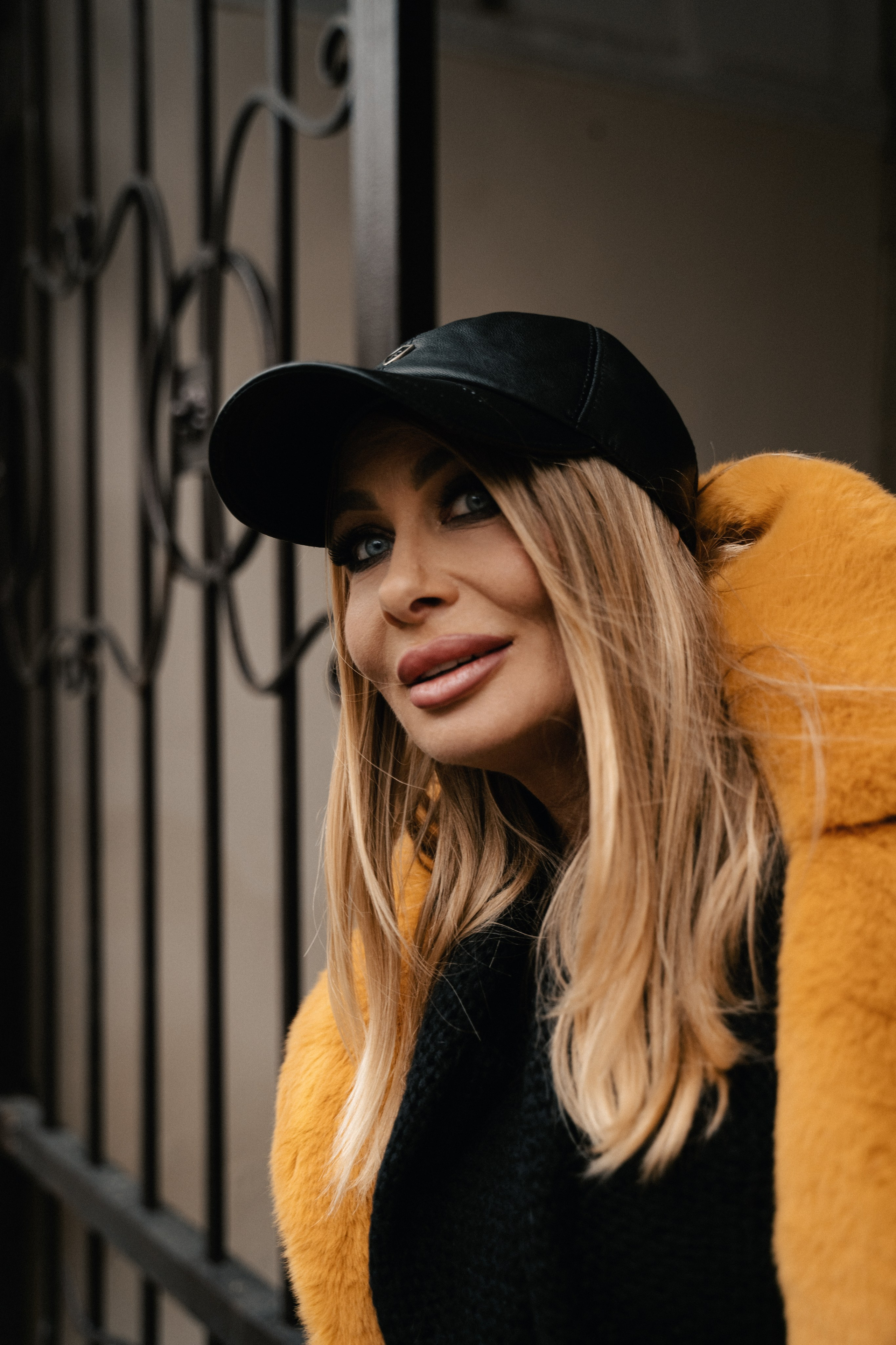 Светлана s t r e e t. Контент фотограф в Москве Кулич Настя