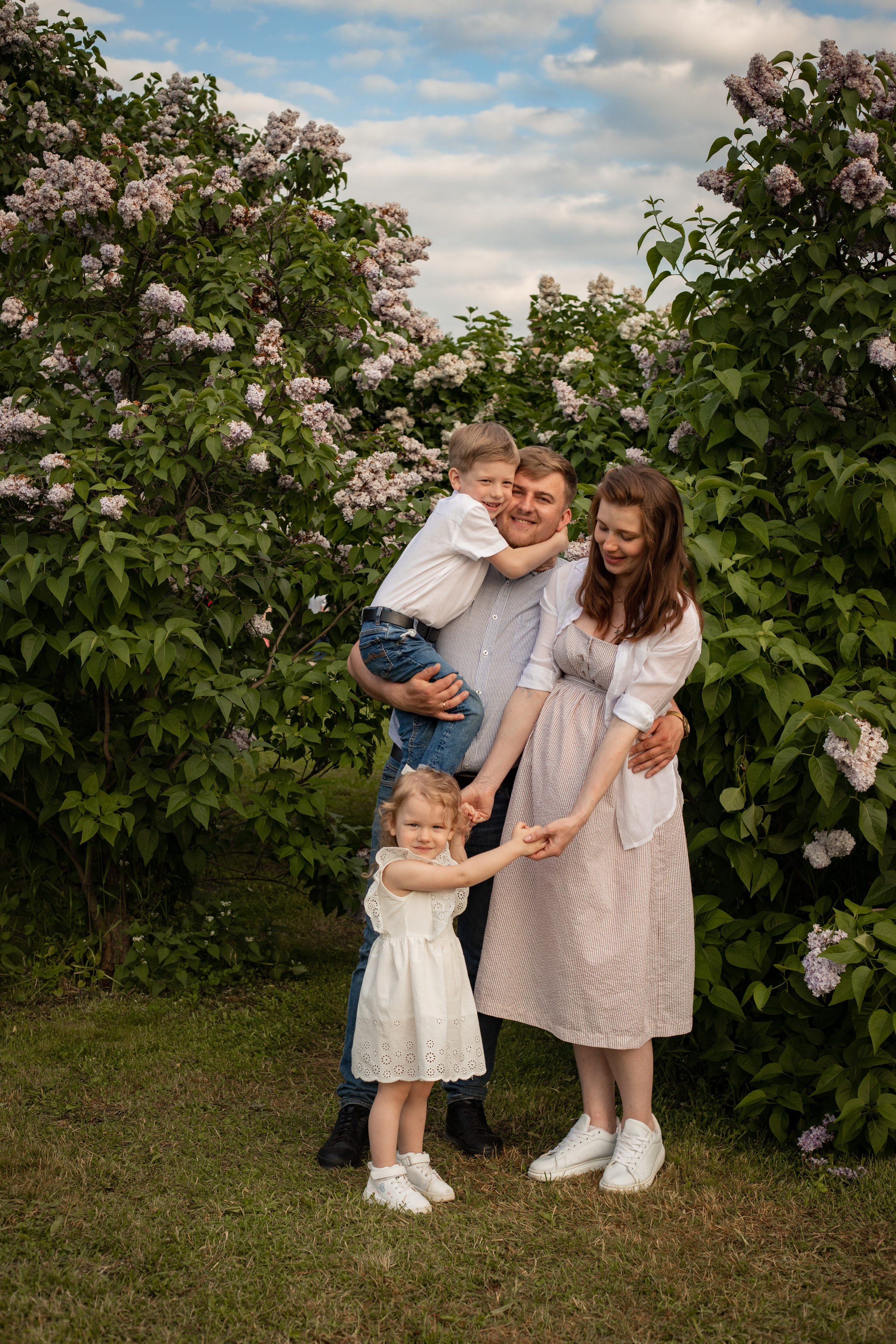 Фотосессия в цветах. Фотограф в Железнодорожном и Балашихе