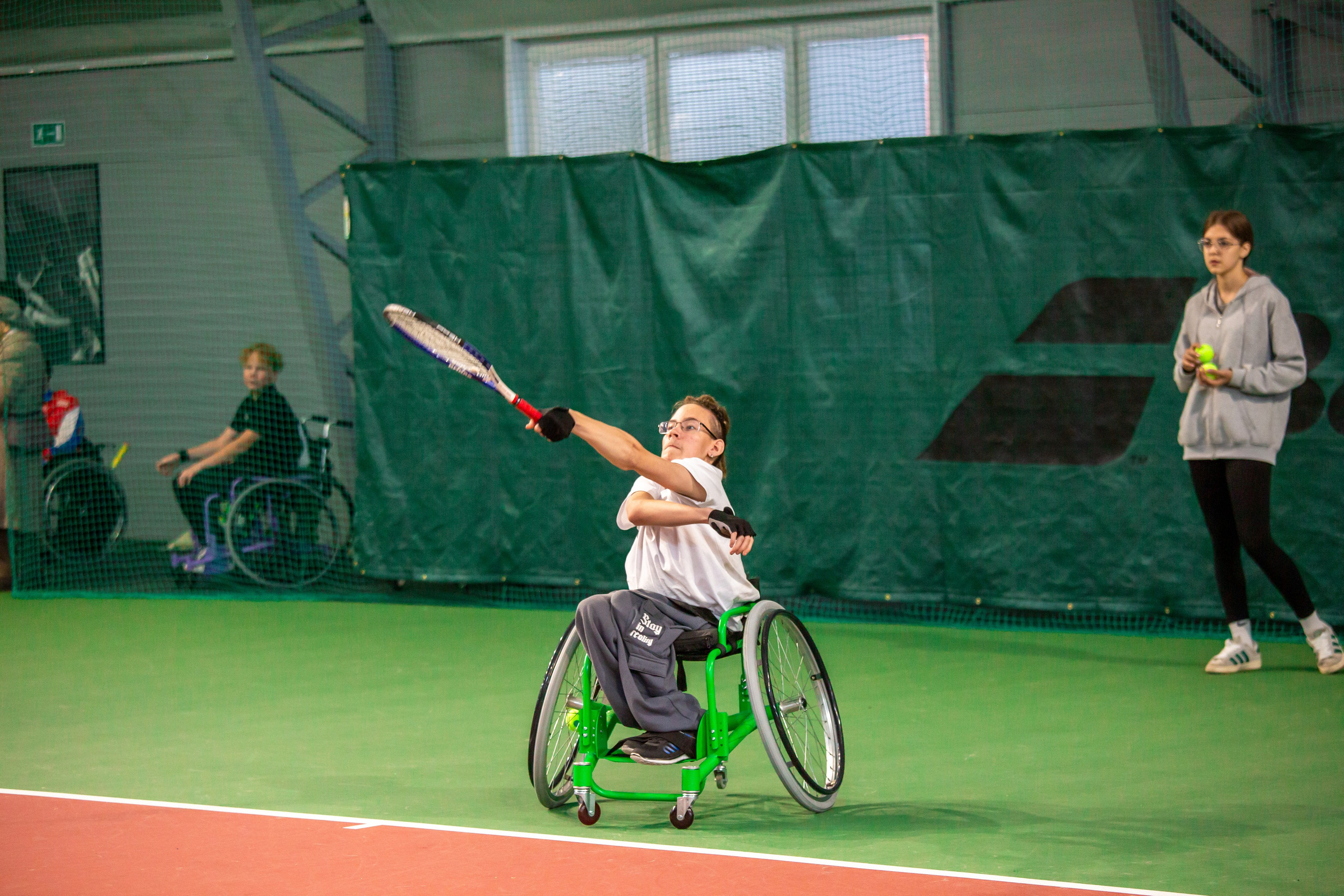 Турнир по теннису на колясках. Репортажный, семейный, свадебный, портретный фотограф