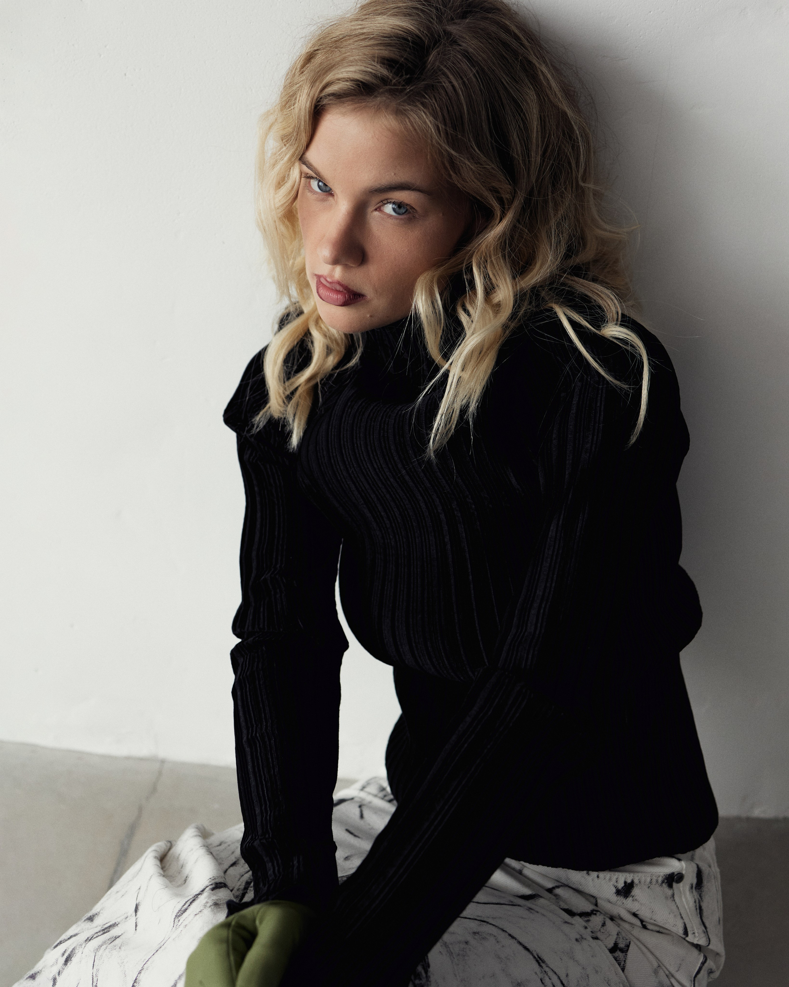 Vasilisa. Влада Зюзина — adalwzet posmotri — коммерческий фотограф в Москве — портретный фотограф, фотограф для брендов