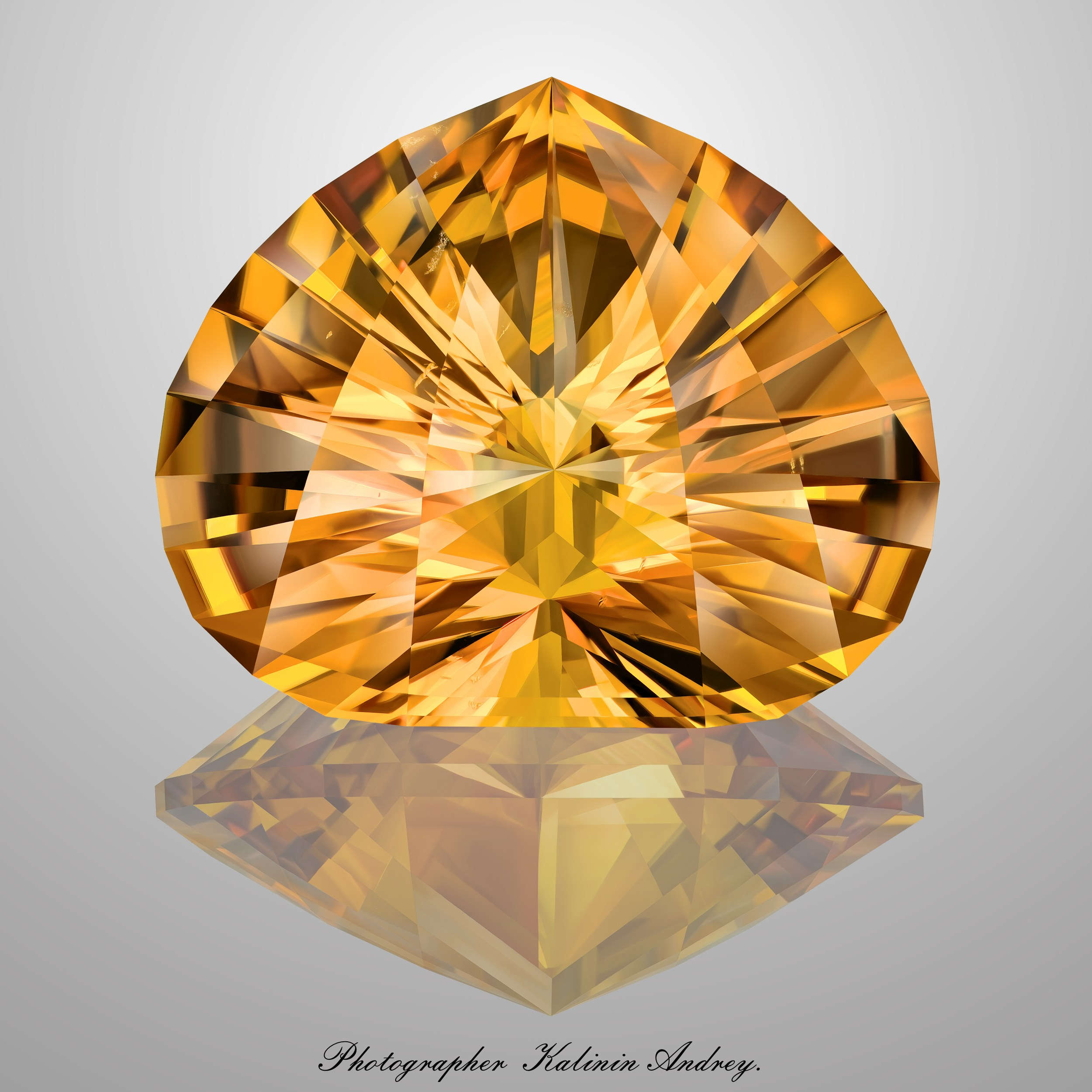 Огранка цветных камней в Москве уникальные технологии.