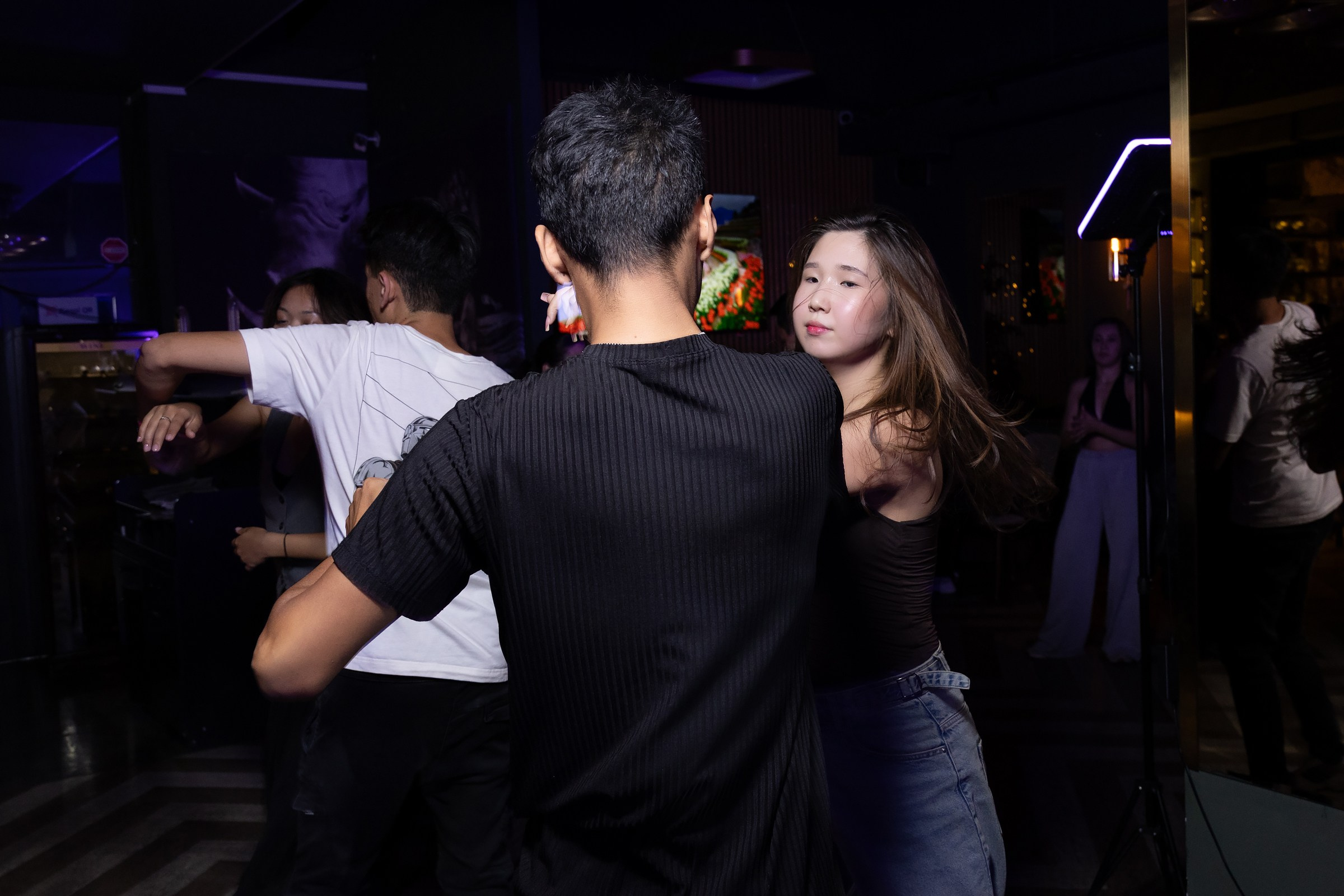 Bachata party by One Flick. Репортажный фотограф в Алматы Каюпов Сержан