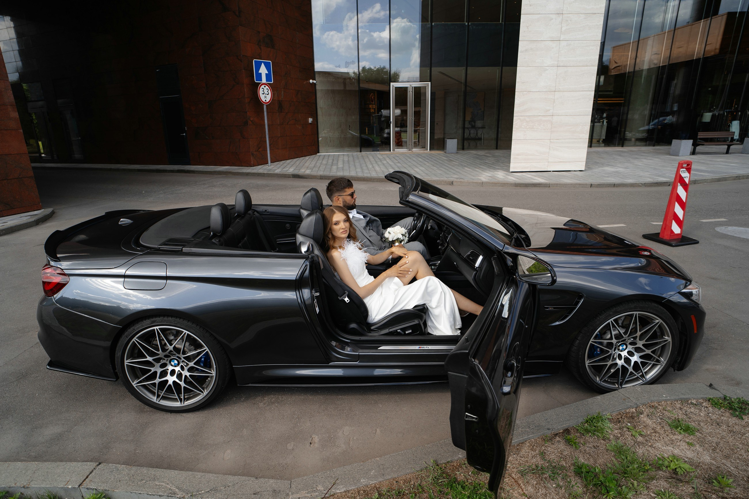 Свадебная фотосессия в отеле Soluxe. Свадебный и семейный фотограф в Москве Светлана Зоткина