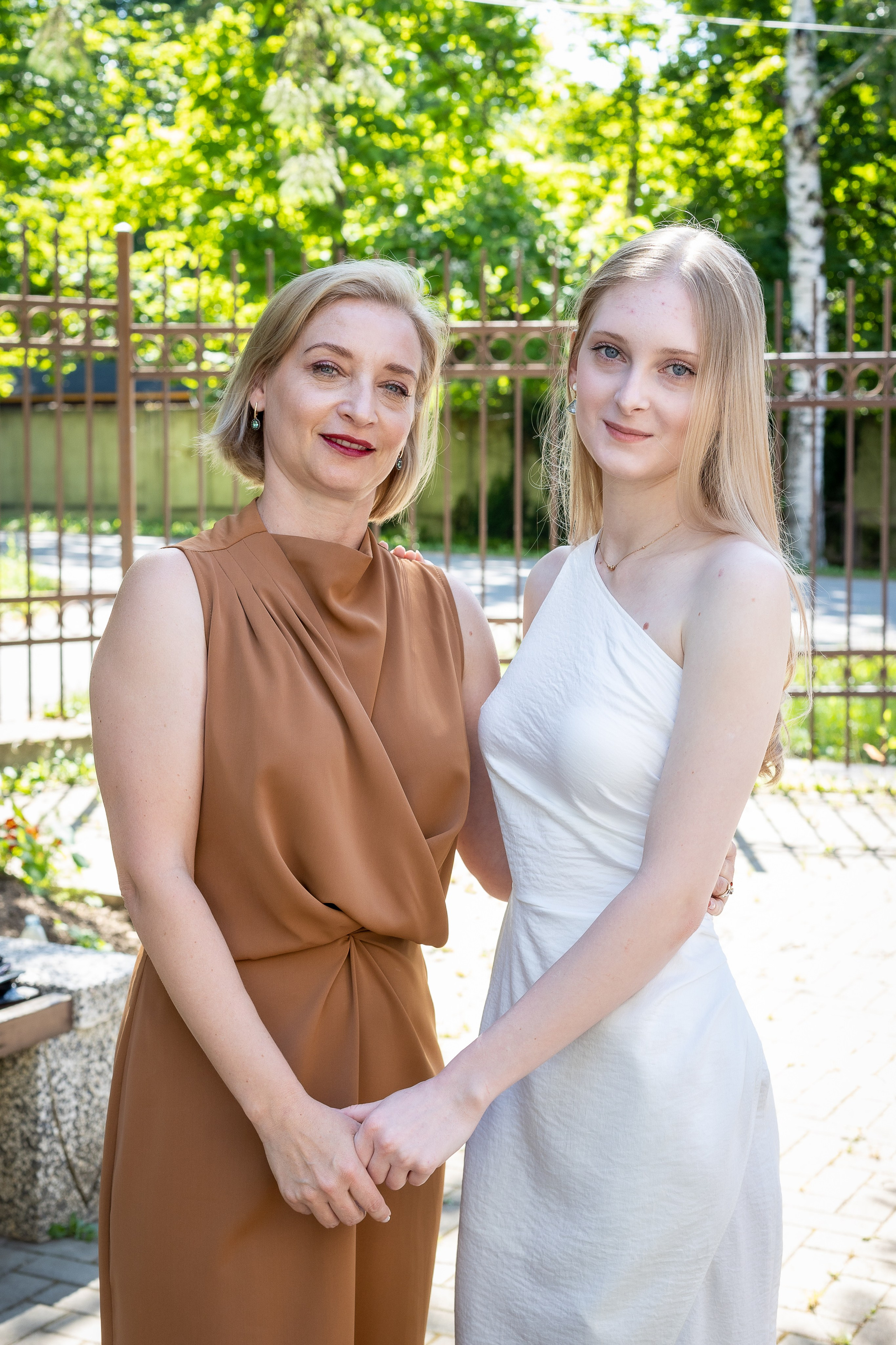 Вручение аттестата 2025. Выпускные альбомы Майкоп, Краснодар Елена Золотарева