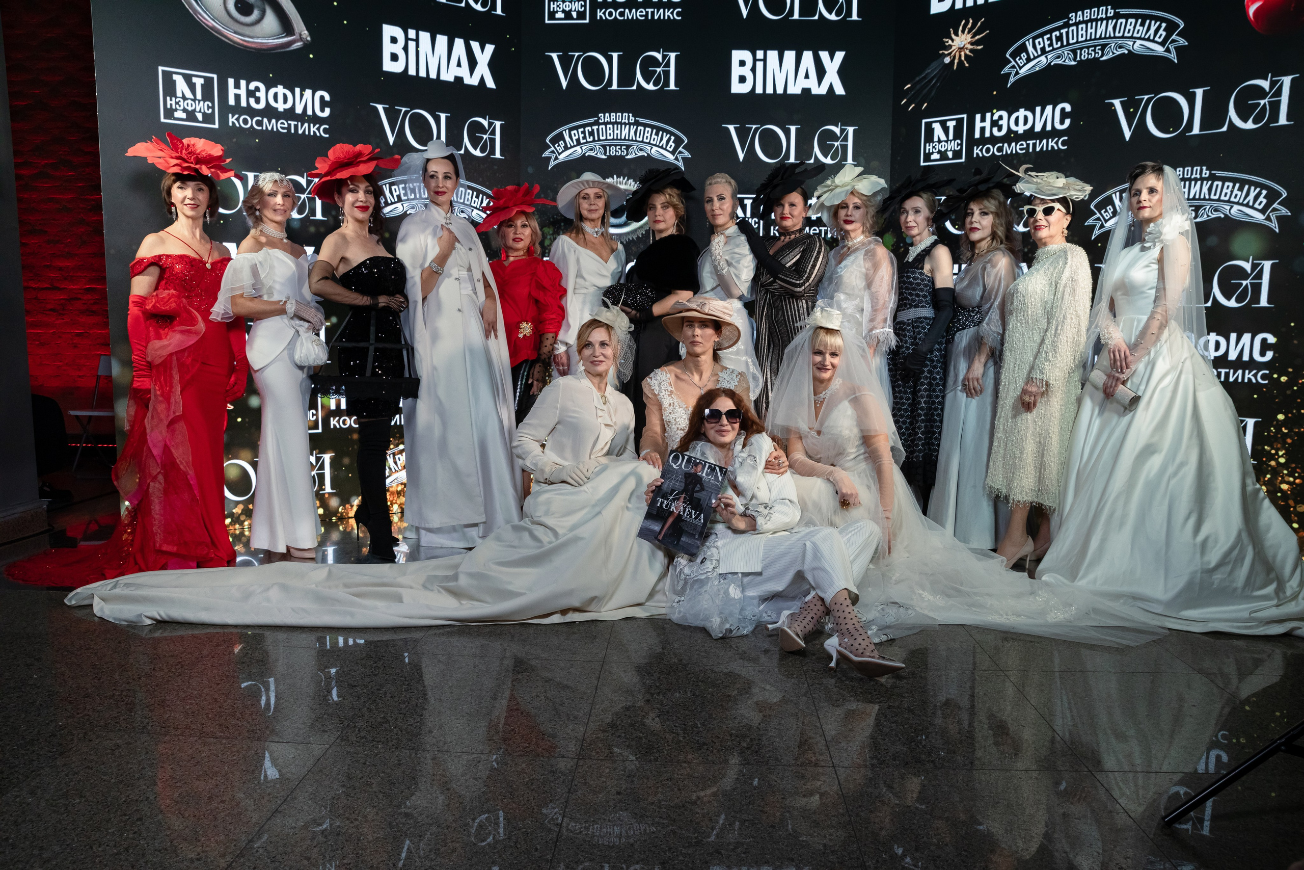 Фотозона Показа | Volga Fashion Week. Фотограф брендов и бизнеса в Москве Алексей Сентюрин
