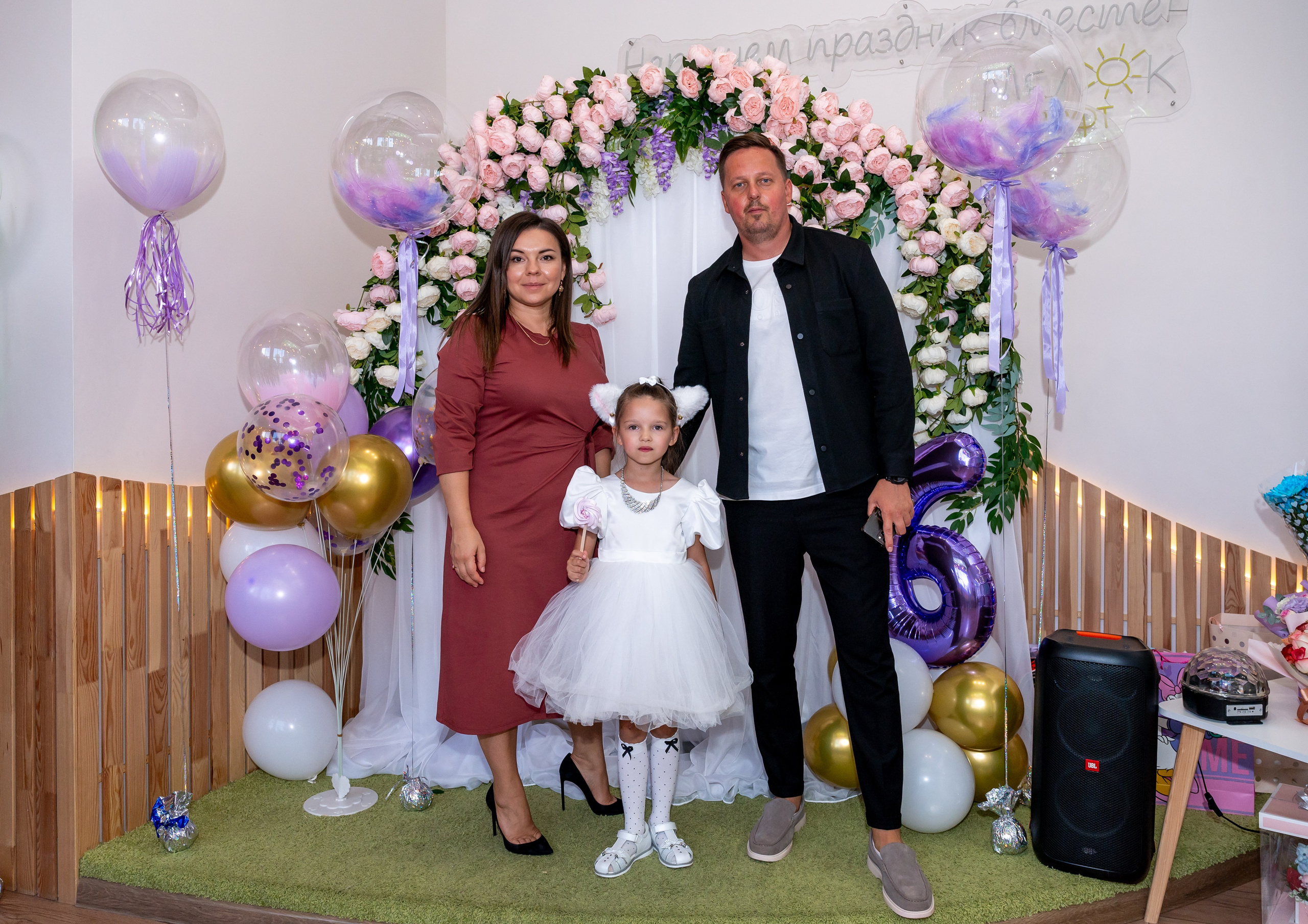 ДР в лофте с фокусником