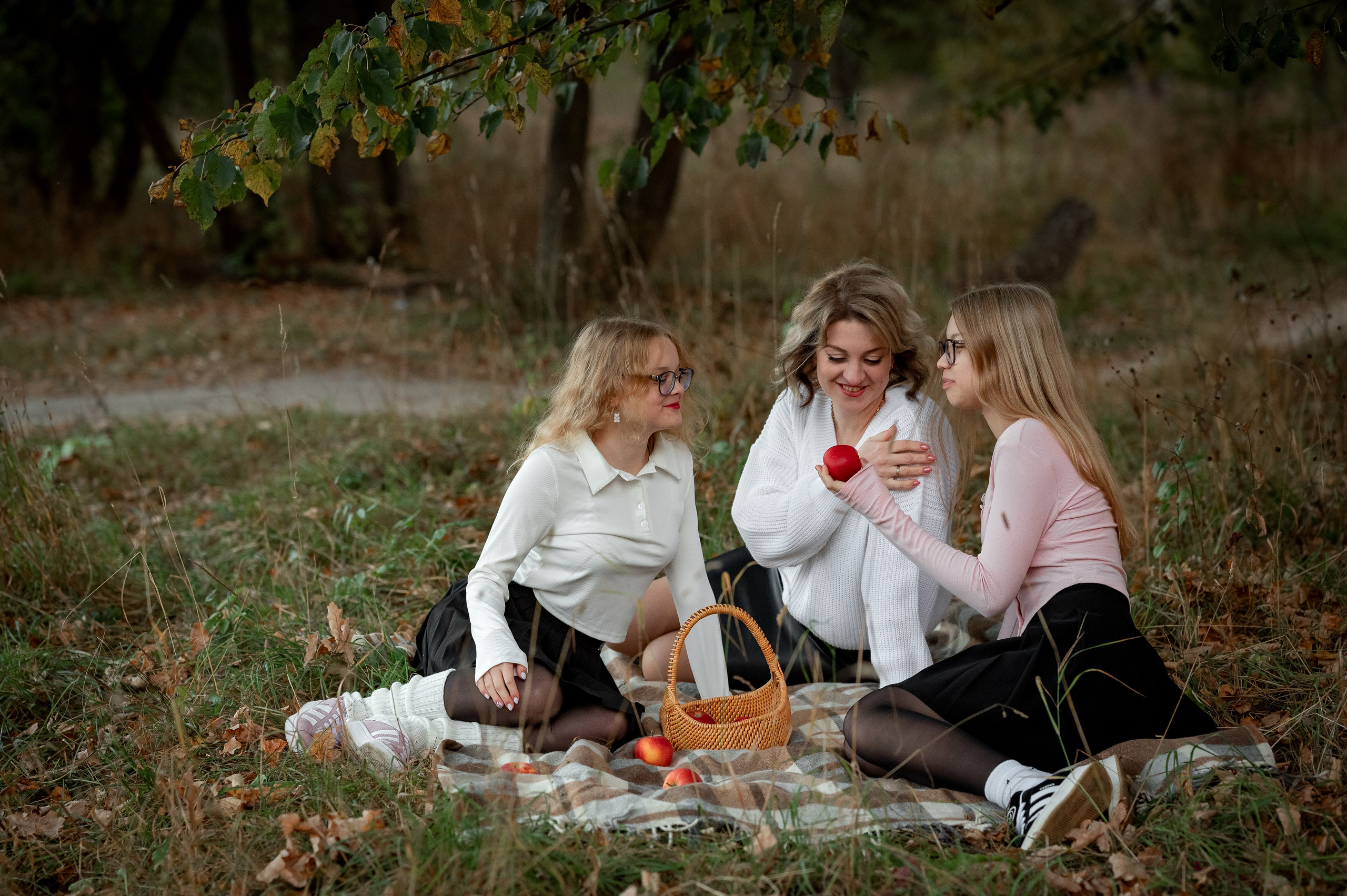 Красивые фотографии малышей и их одителей. Фотограф новорождённых, семейный, школьный в городе Калуге Евгения