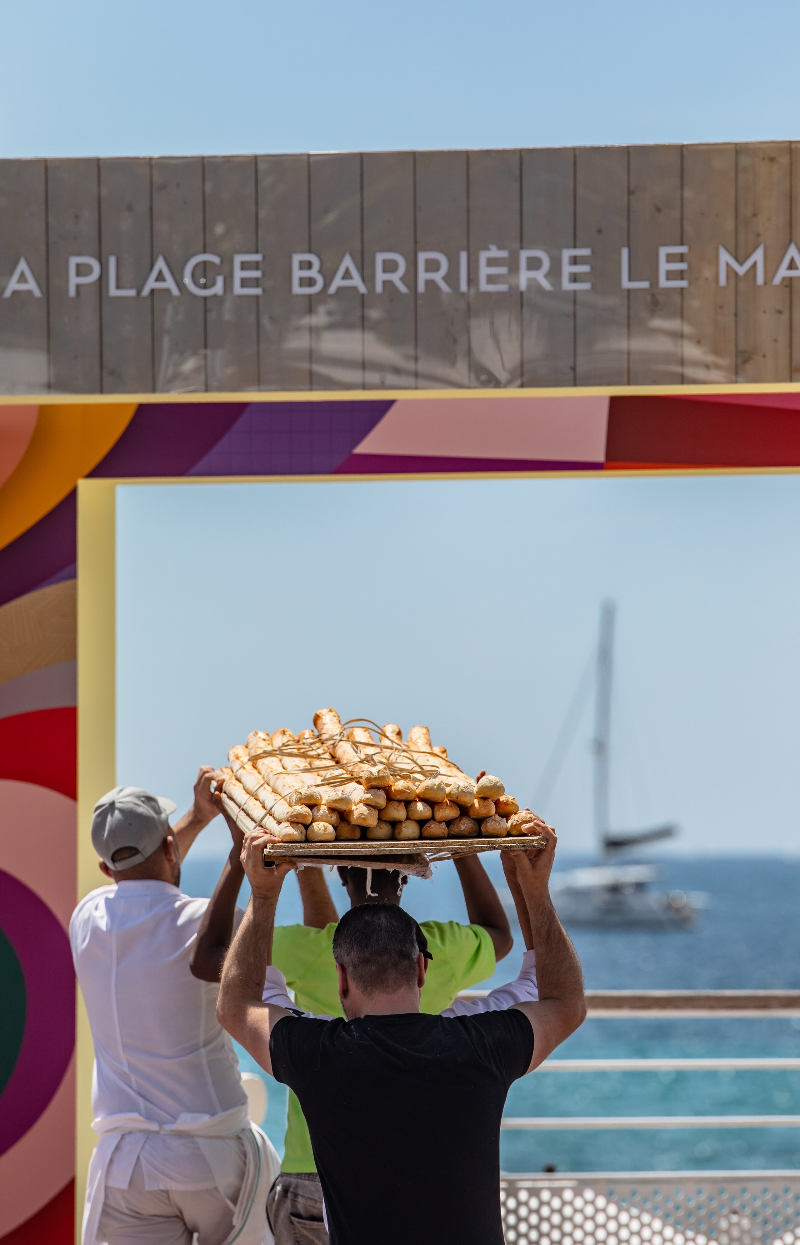 STREET. NE Cinema — backstage and reportage photography in cinema, music, Automotive and sport