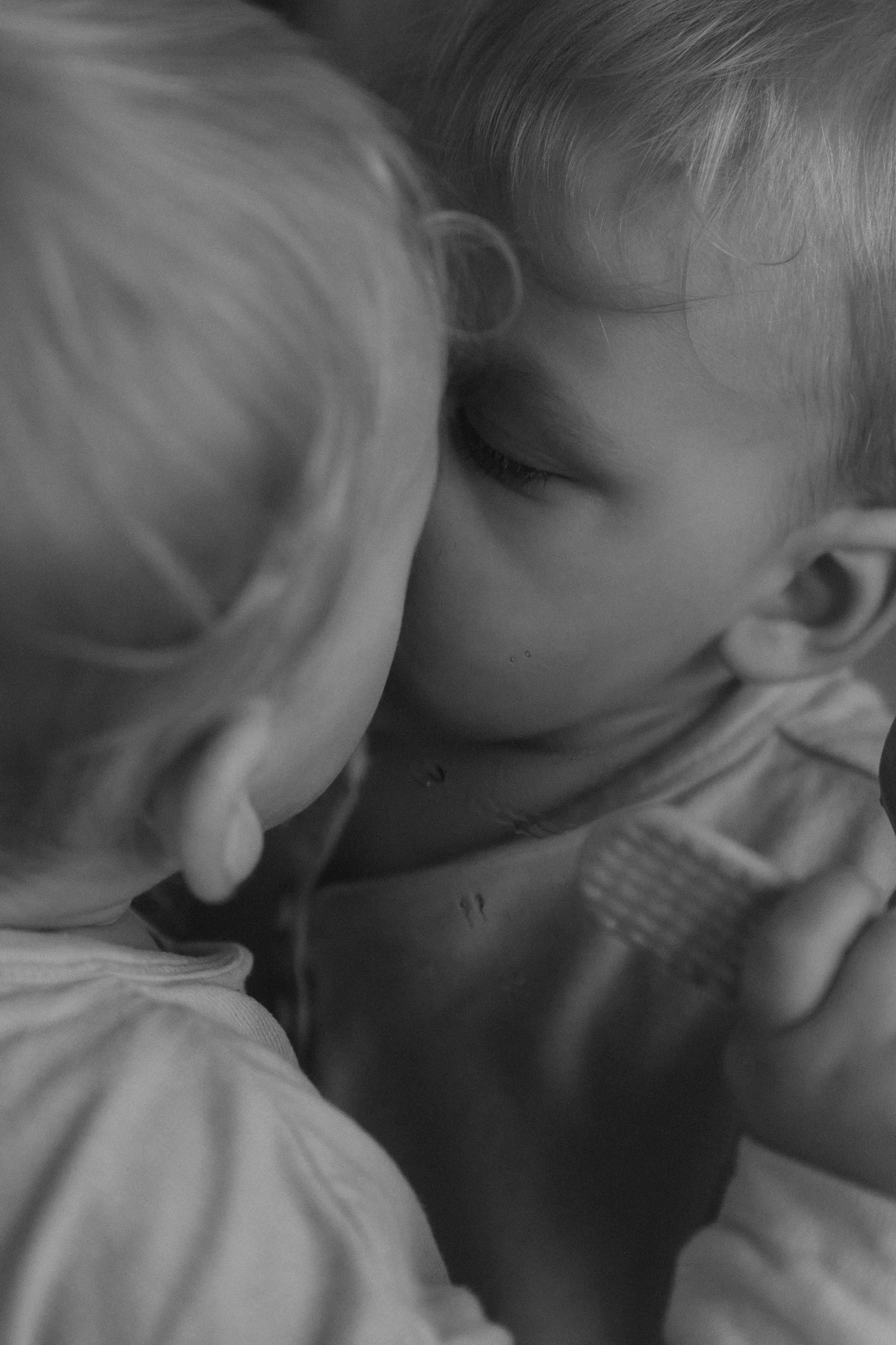 Яна, Дима и малыш Мирон. Семейный, домашний, ньюборн фотограф Москва Цветкова Елизавета