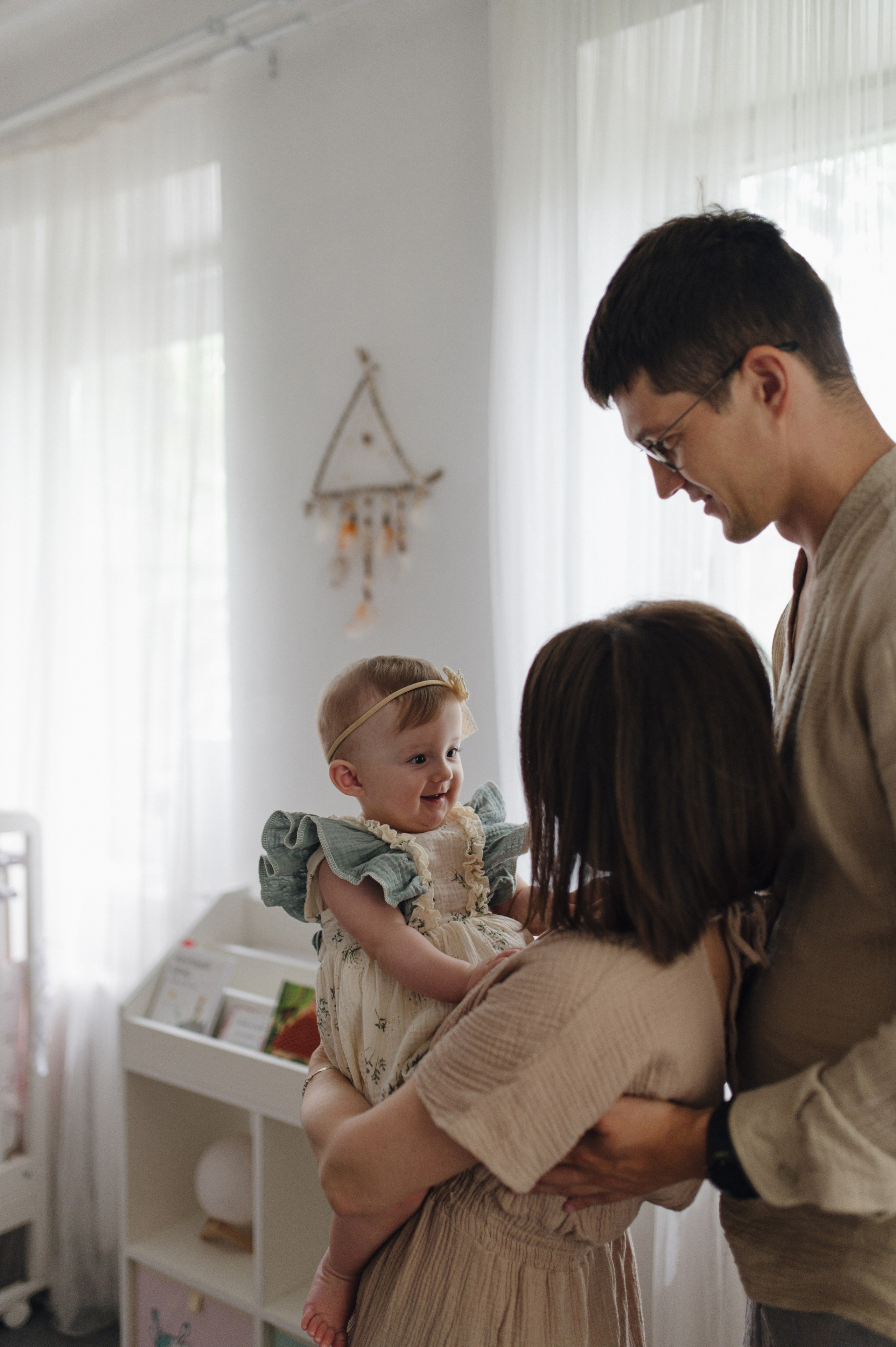 Ульяна, Яша и Лия. Домашняя история. Свадебный фотограф Москва и Санкт-Петербург. Анастасия Чудина