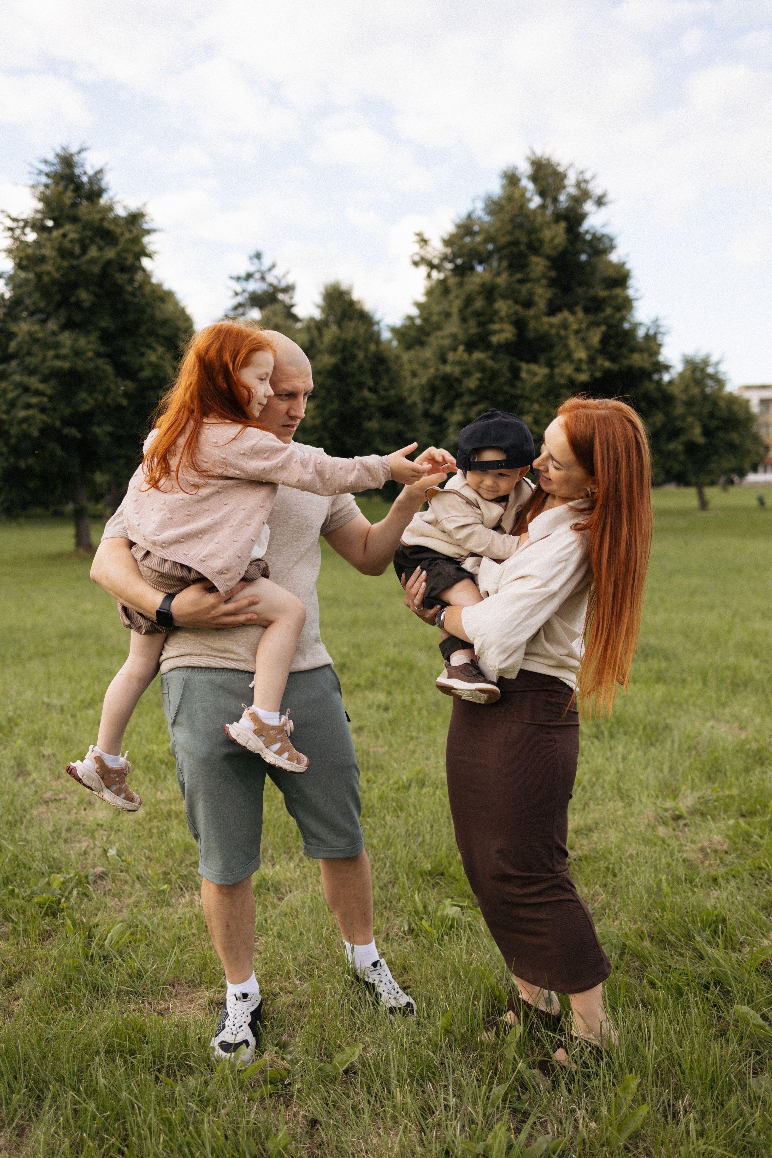 Фотосессия на 1 годик в Горках Ленинских — пикник на природе