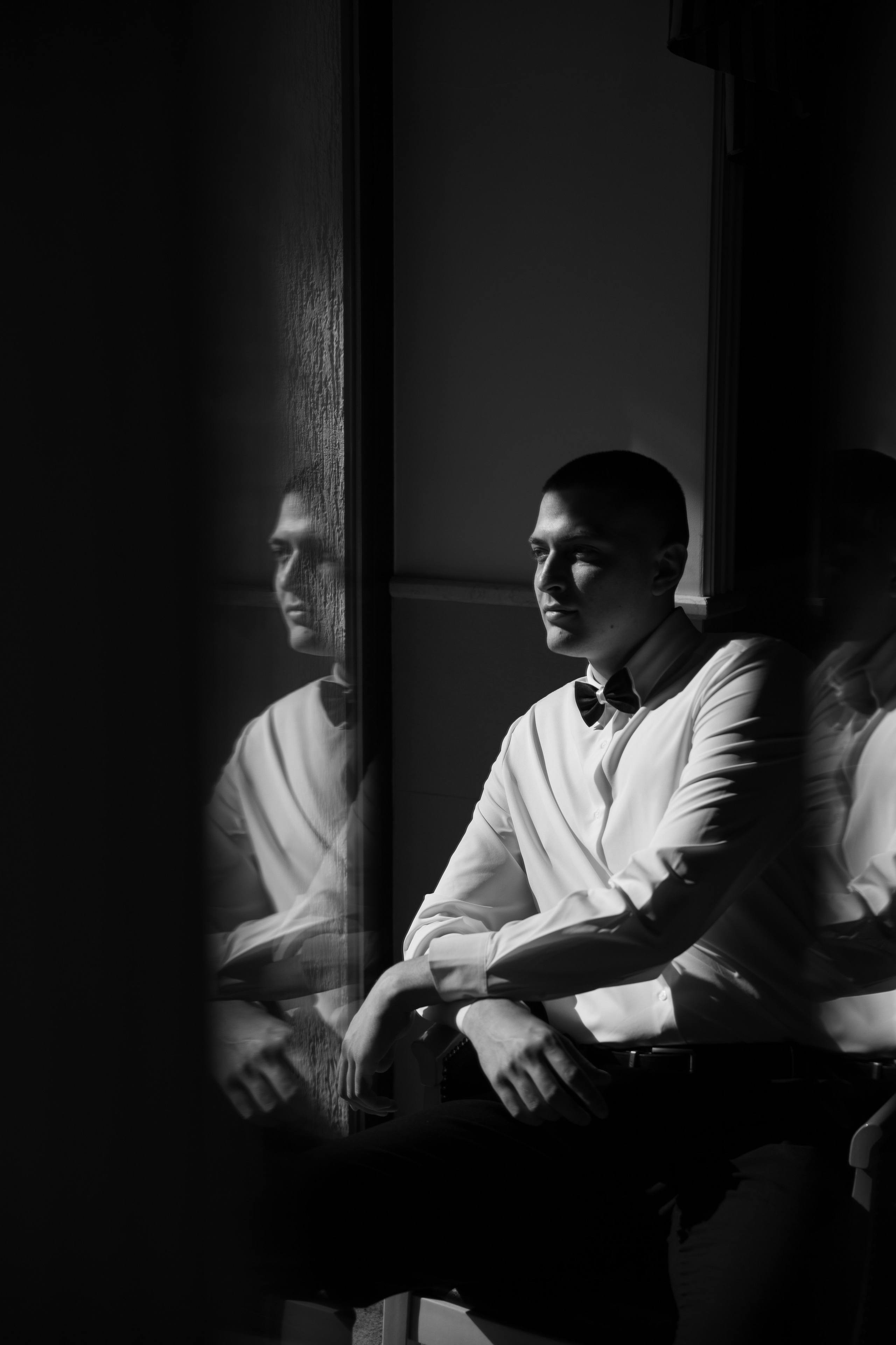 Никита и Виктория сборы и лавстори. Меня зовут Александр Литвинчук и я свадебный фотограф в Саратове