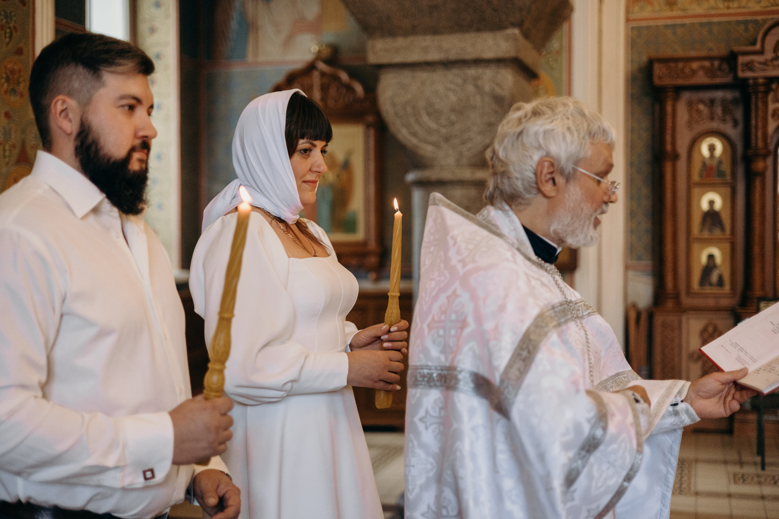 Венчание Храм-Иоанна Предтечи. Фотограф свадебный семейный в Красноярске Шукшина Наталья