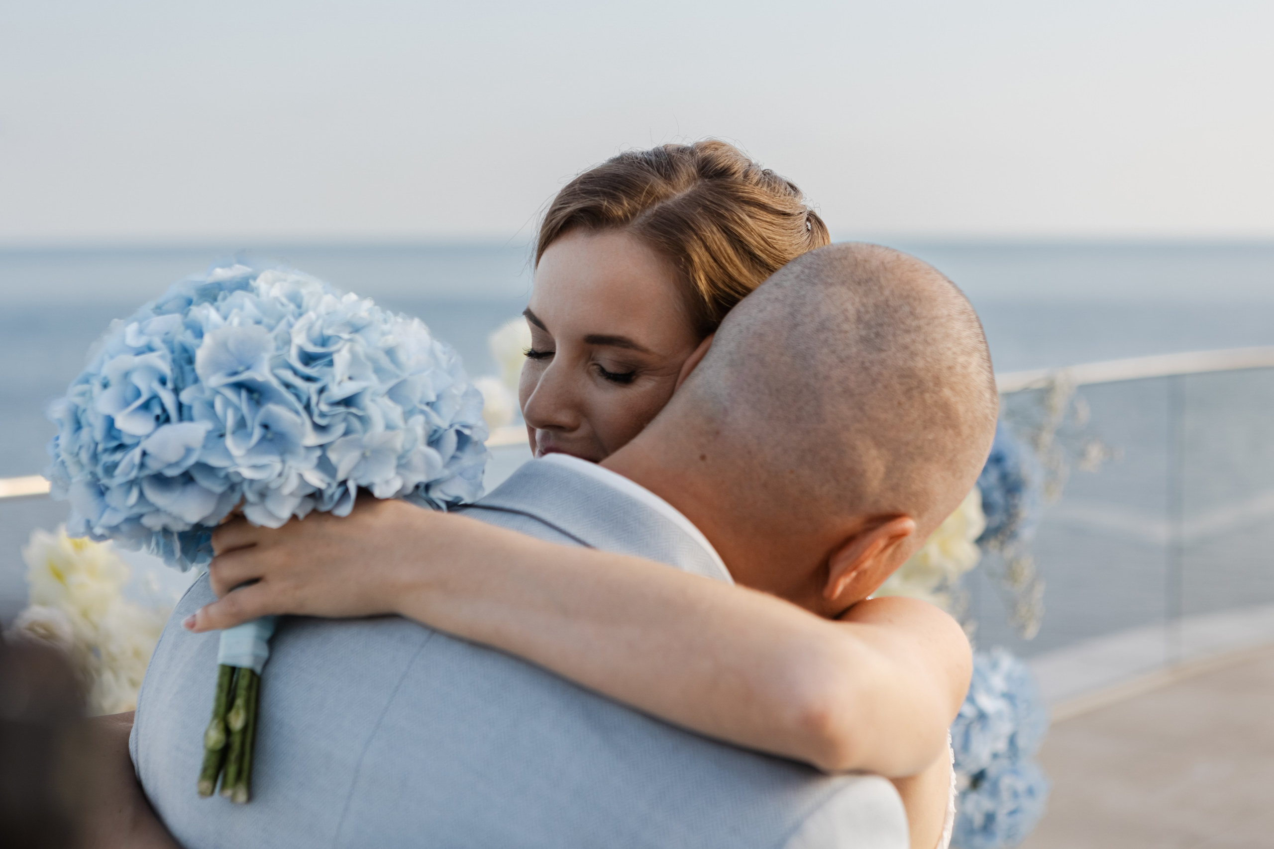 Свадьба Артёма и Юли в отеле Luciano Foros в Крыму. Свадебный фотограф, фотосъемка в Крыму, Севастополе, Симферополе, Ялте