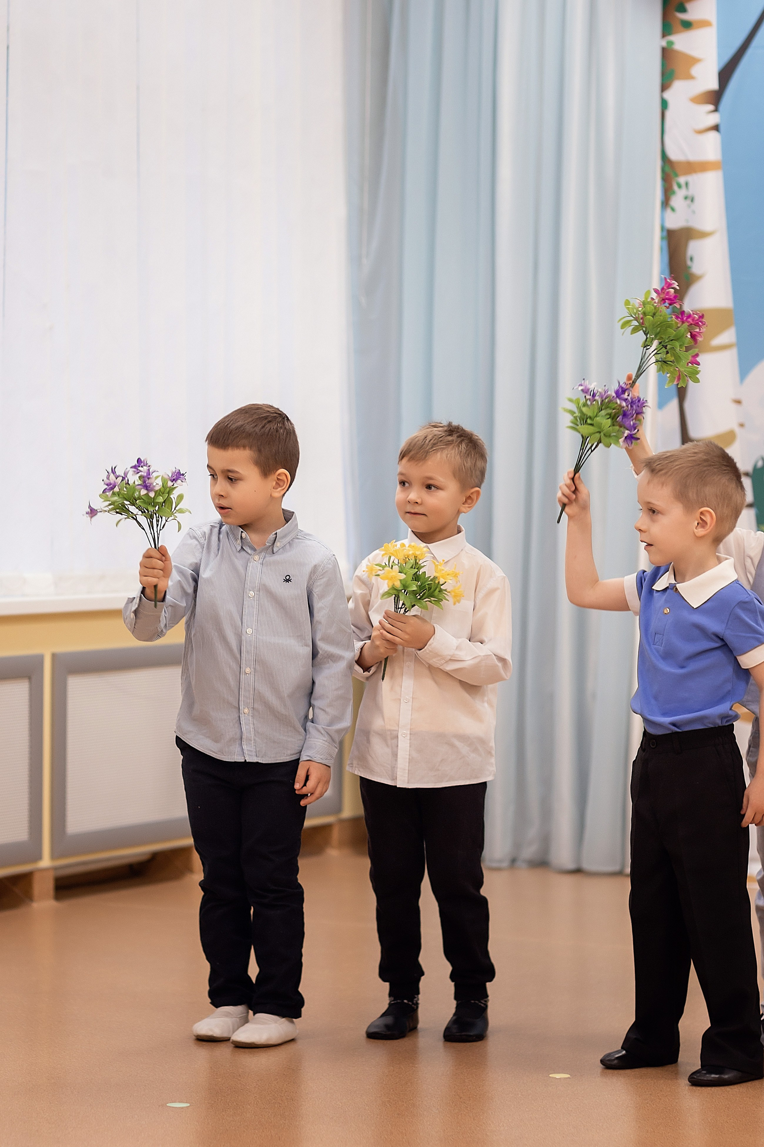Весенний утренник_старшая группа_2025. Семейный фотограф в Санкт-Петербурге