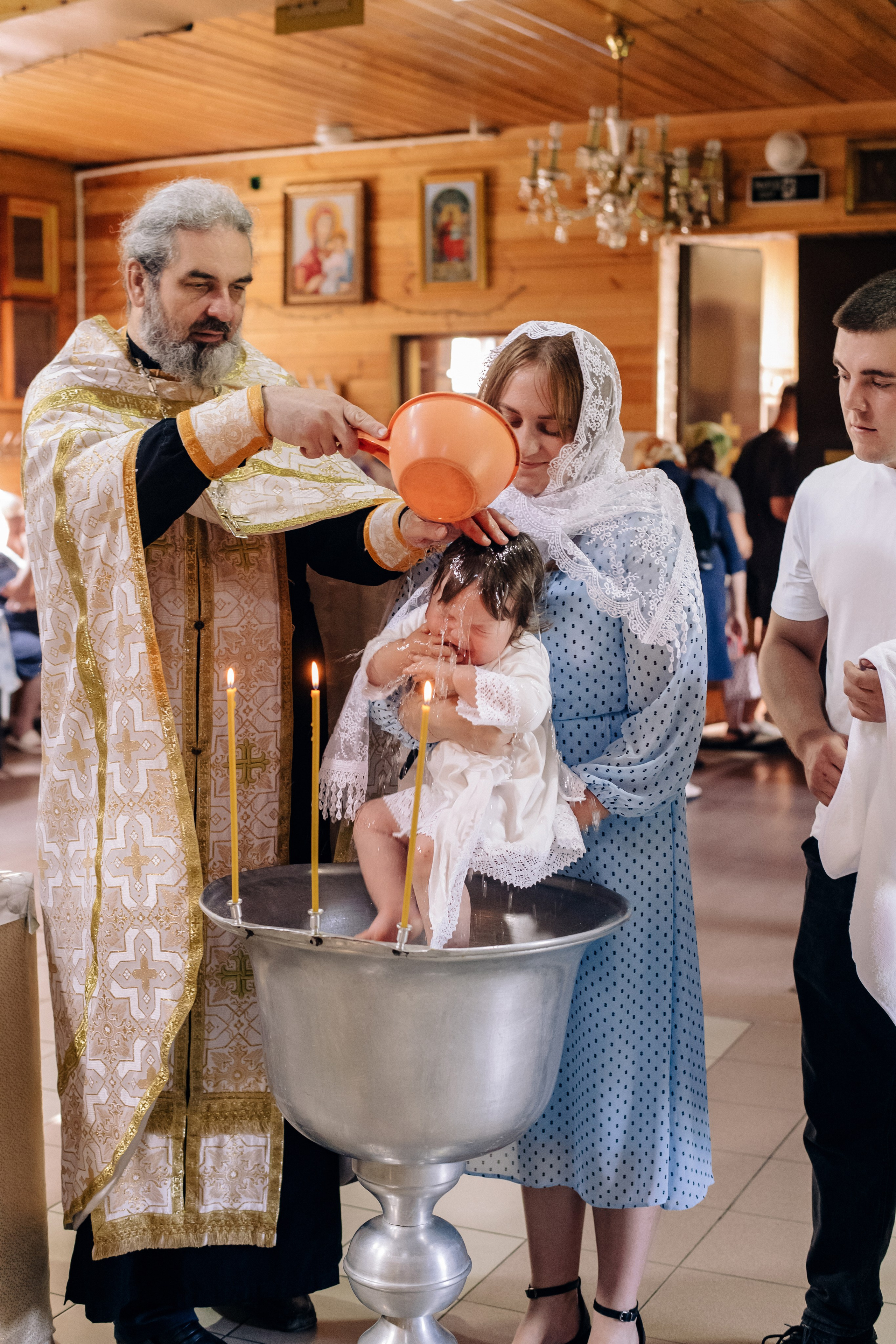 Таинство крещения Евы. Фотограф — МАРИЯ МЕДВЕДЕВА
