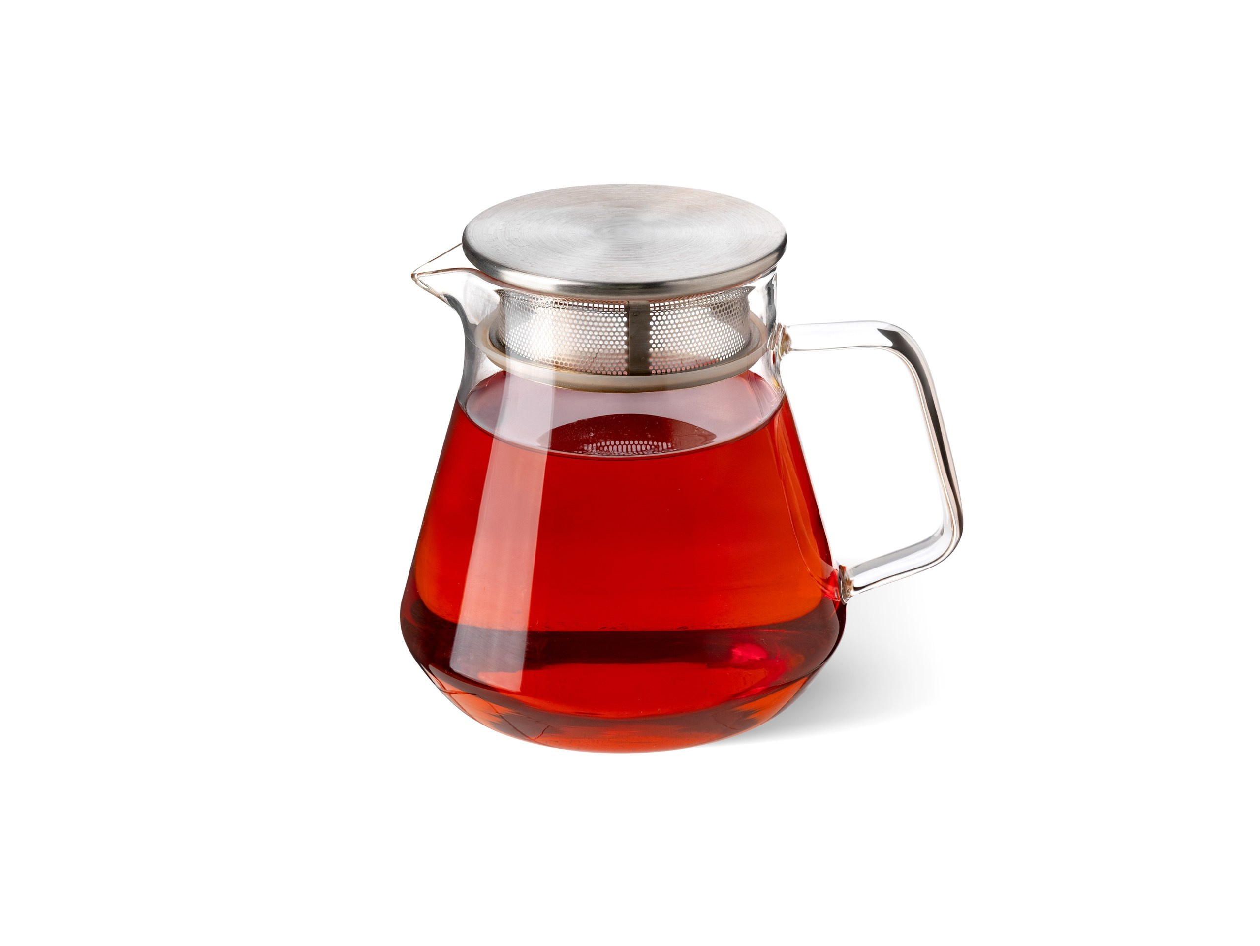 ЧАЙ ЧЕРНЫЙ 490₽. Насыщенный черный чай, с приятной терпкостью. Подается со стеклянным стаканом.