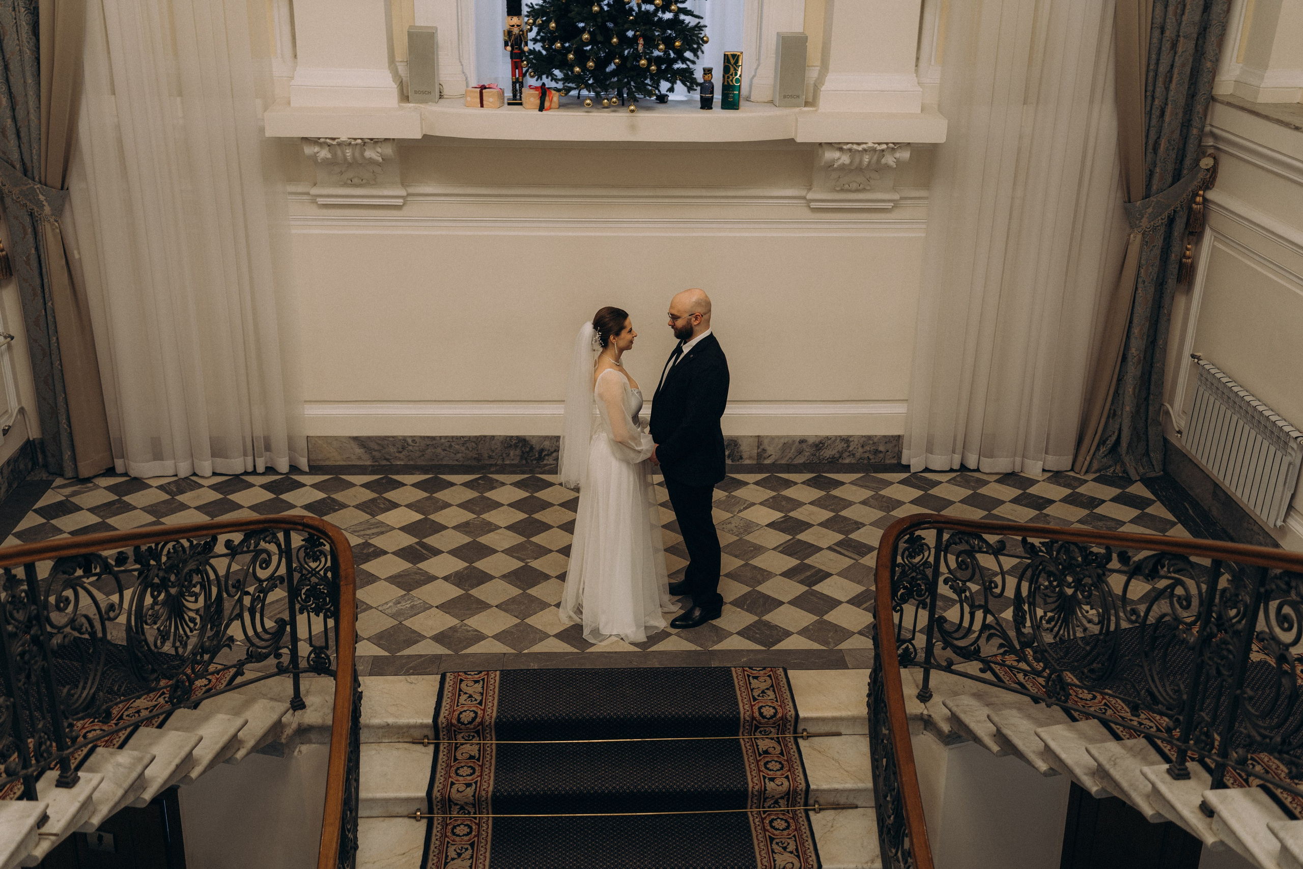 СВАДЕБНАЯ СЬЕМКА ВО ВТОРОМ ДВОРЦЕ (ДЕКАБРЬ) ТАКЖЕ СЬЕМКА В СТУДИИ НА ЧЕРНЫШЕВСКОЙ. Профессиональный фотограф, Санкт-Петербург — Виктория Богомолова