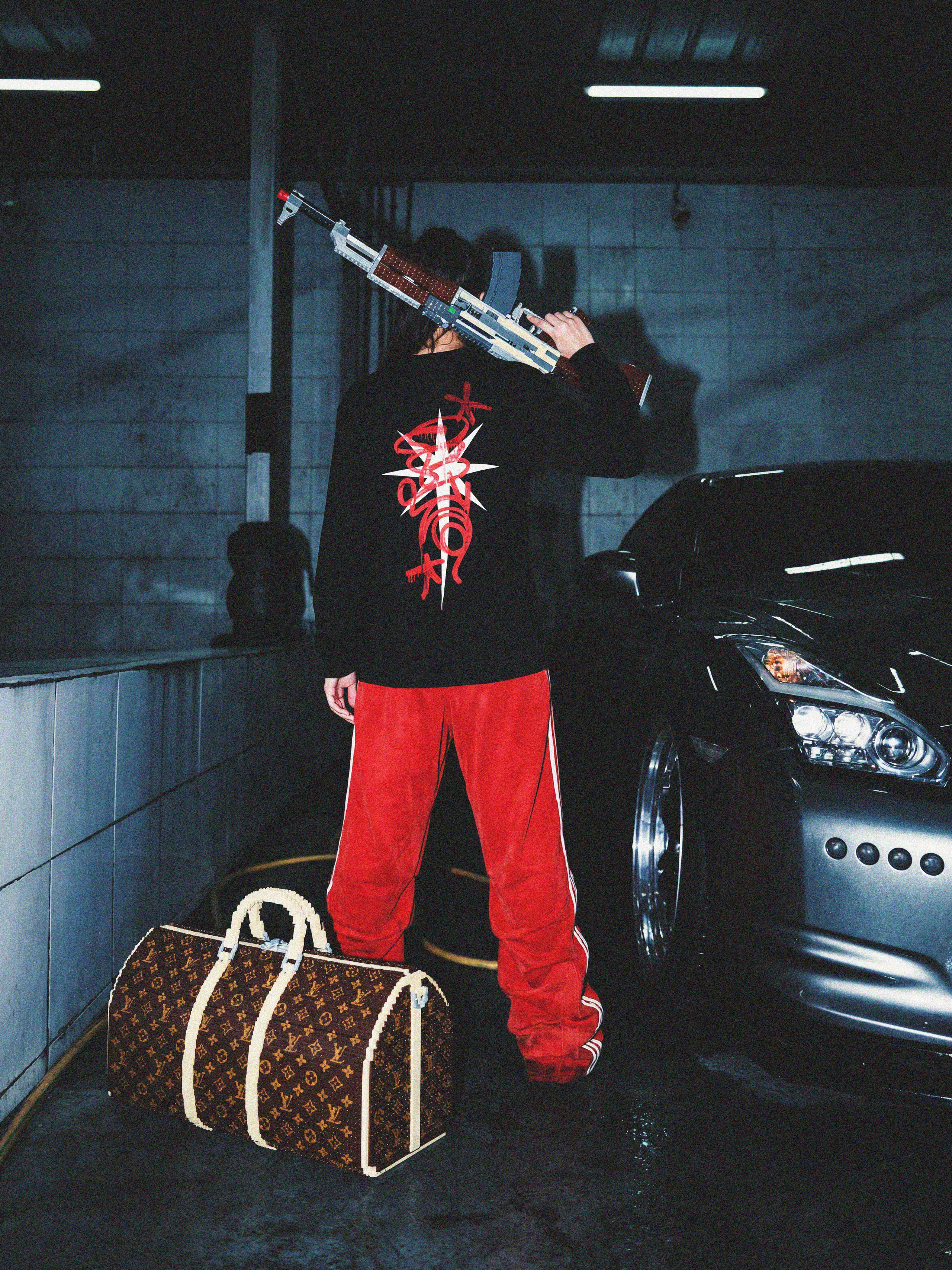 Фотограф Москва. NOIZOMAX Художественный фотограф в Дубай и по всему Миру