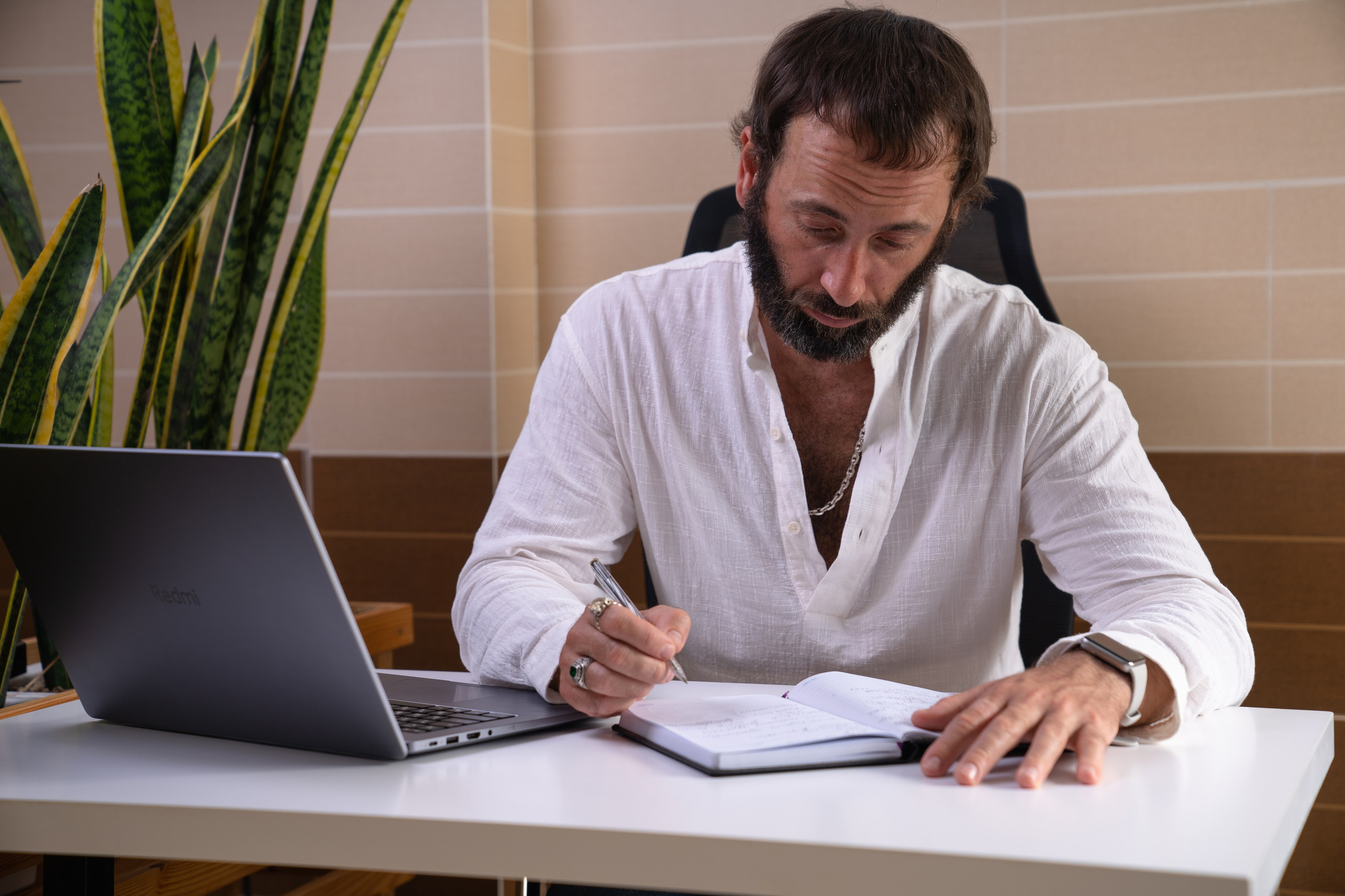 Деловой портрет гипнотерапевта в Муйне | Фото для профессионалов. Фотограф в Муйне и Фанхьете — Фотосессии для туристов, пар и семей