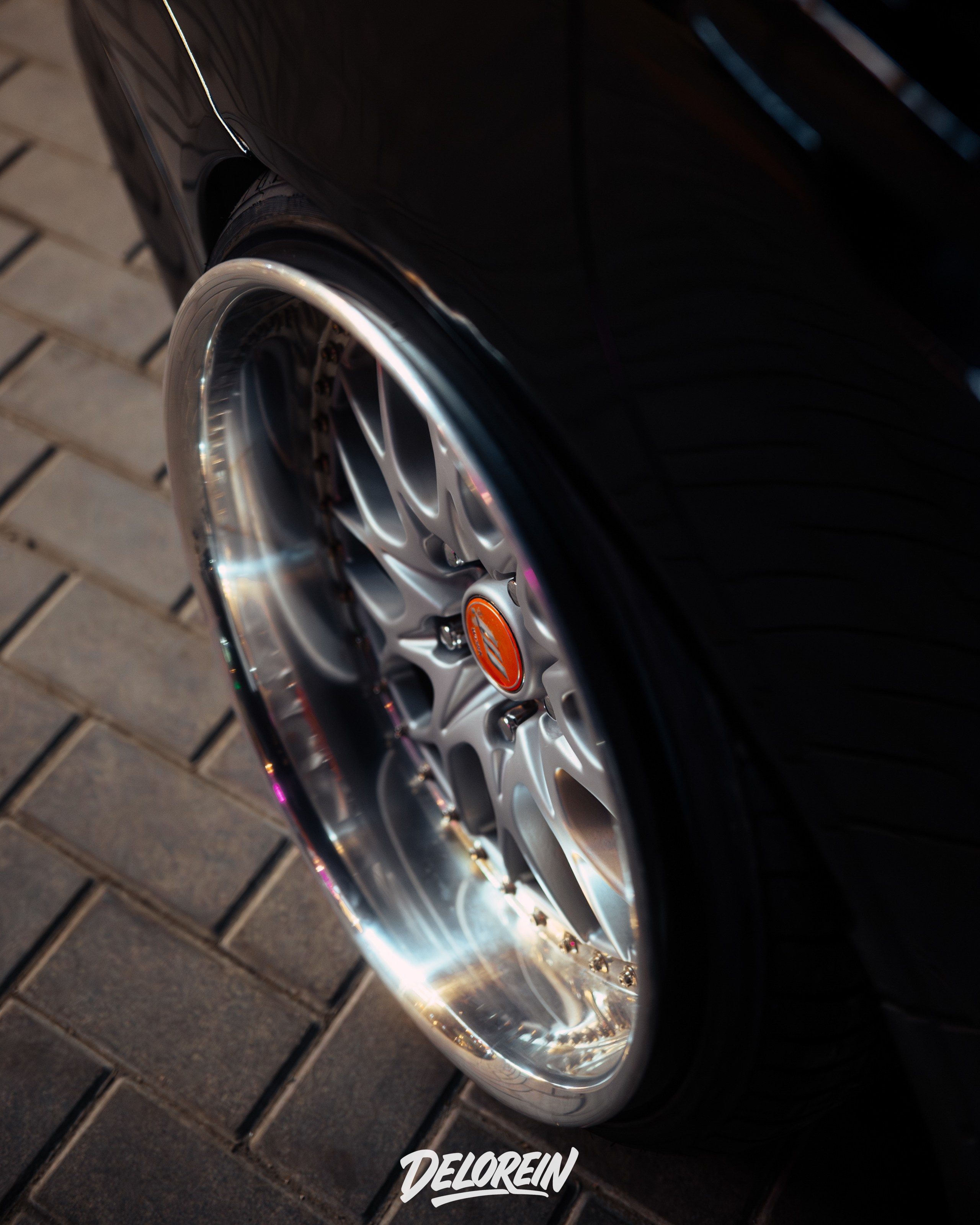 Downfly 3 сентября 2025. DeLorein