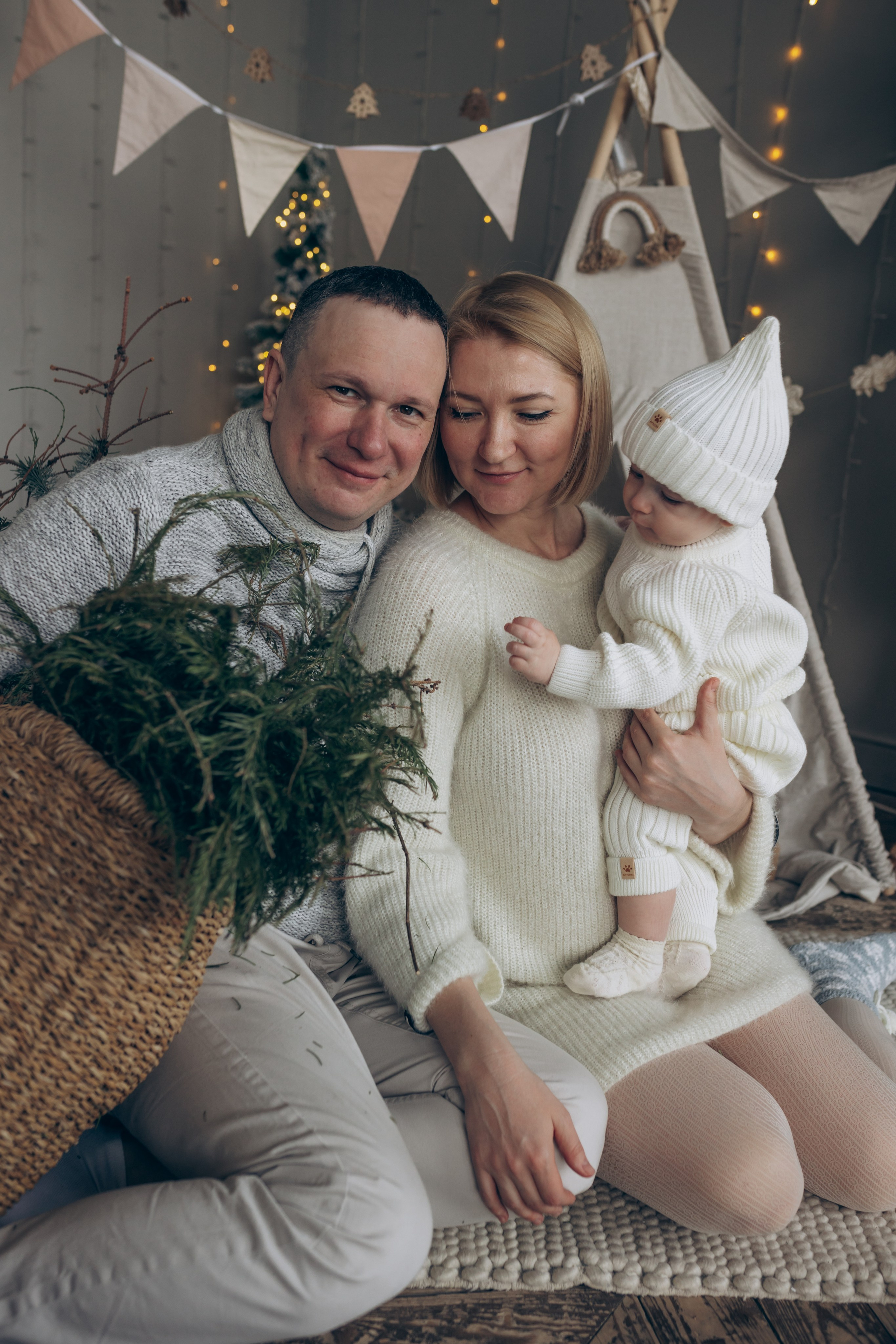 Семья в студии. Главная