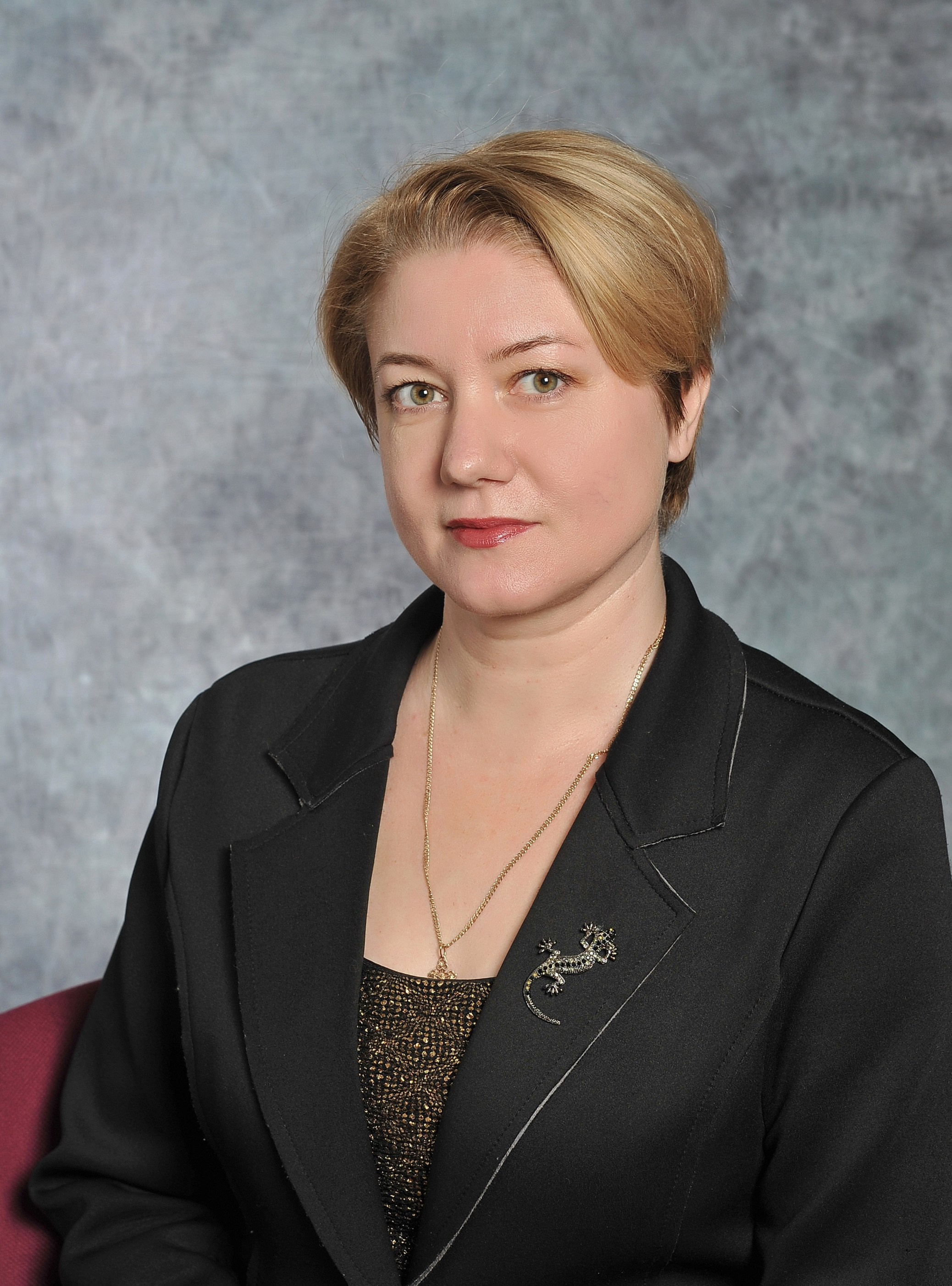 Марафон по Нейросетям ИИ. Шаблоны и дизайны выпускных альбомов и фотокниг