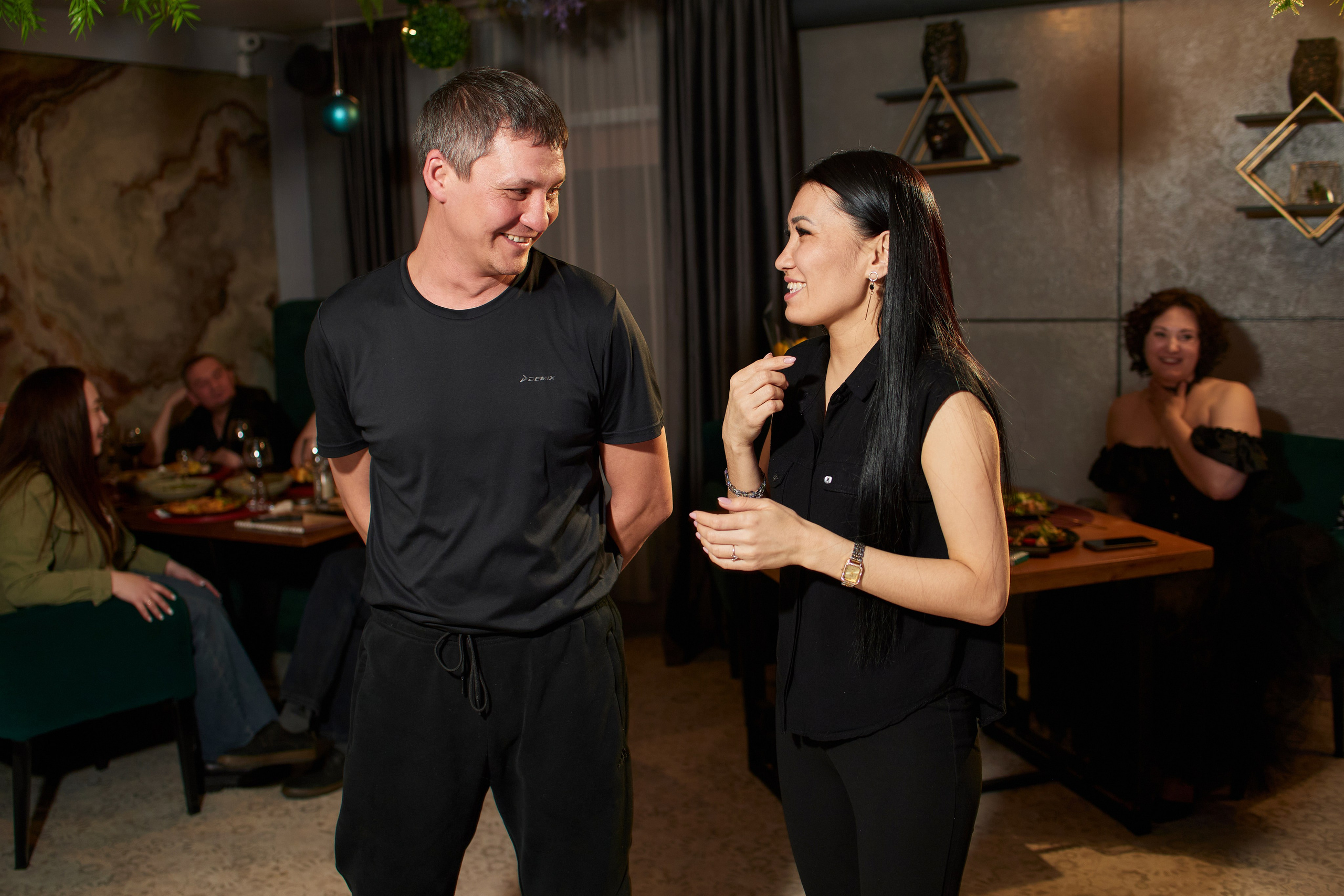 MAXIM & DAMIR | FOREST BAR | 8 МАРТА! 2-й вечер. Главная