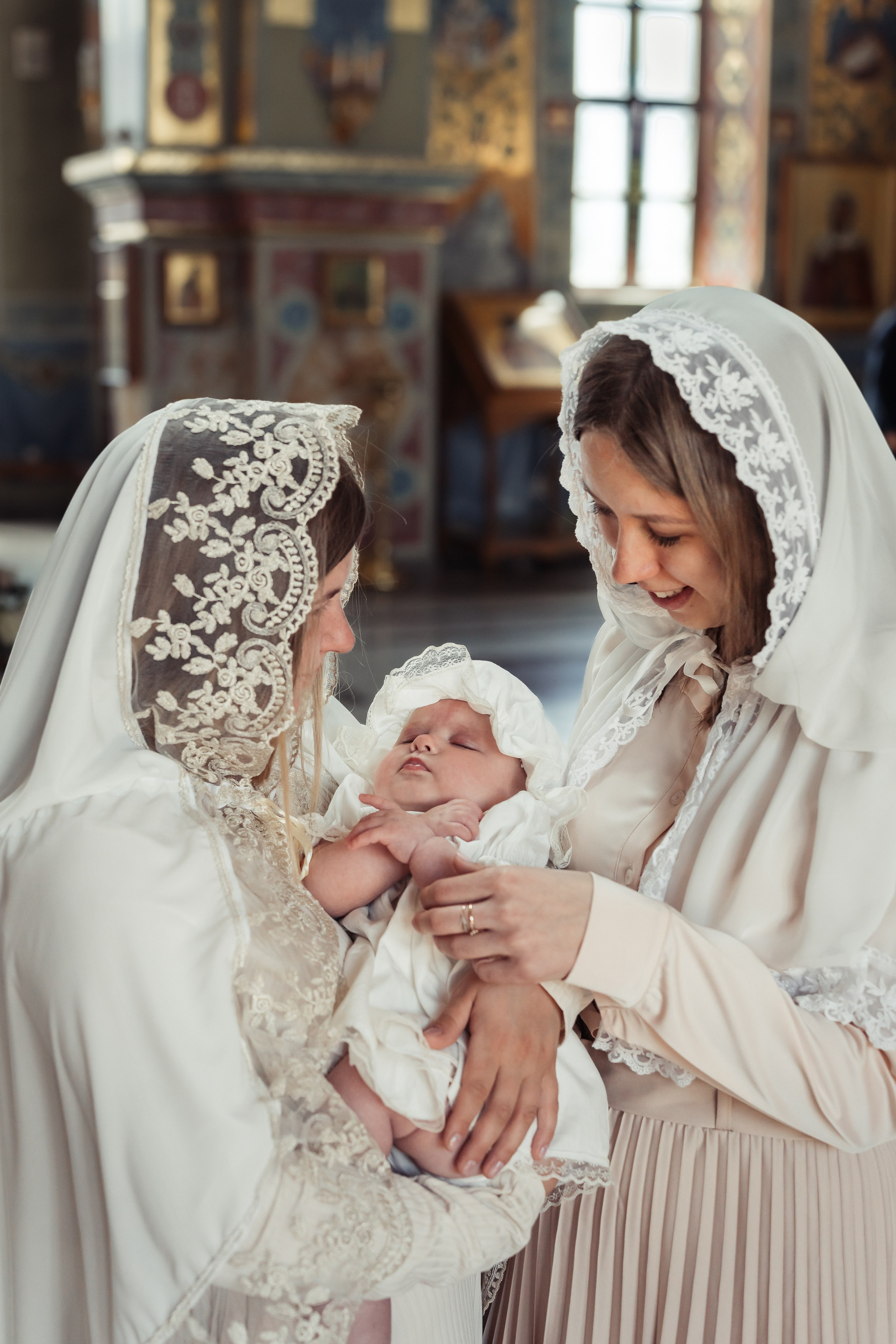 Фотосессия на крещение в Воронеже. Фотограф для семей и экспертов в г. Воронеж Ирина Круглова
