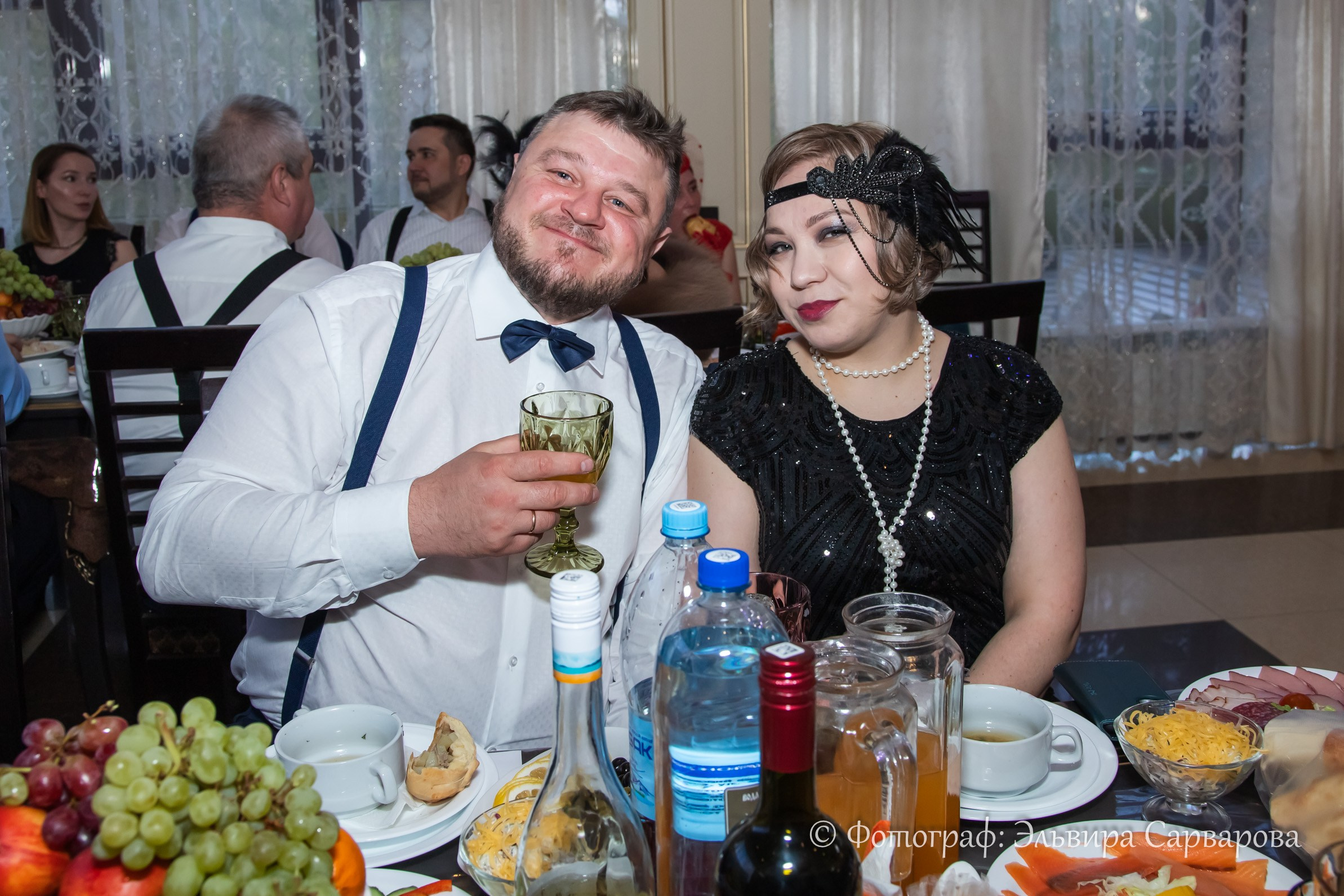 Гангстерская вечеринка в стиле 1920-х. Репортажный Фотограф