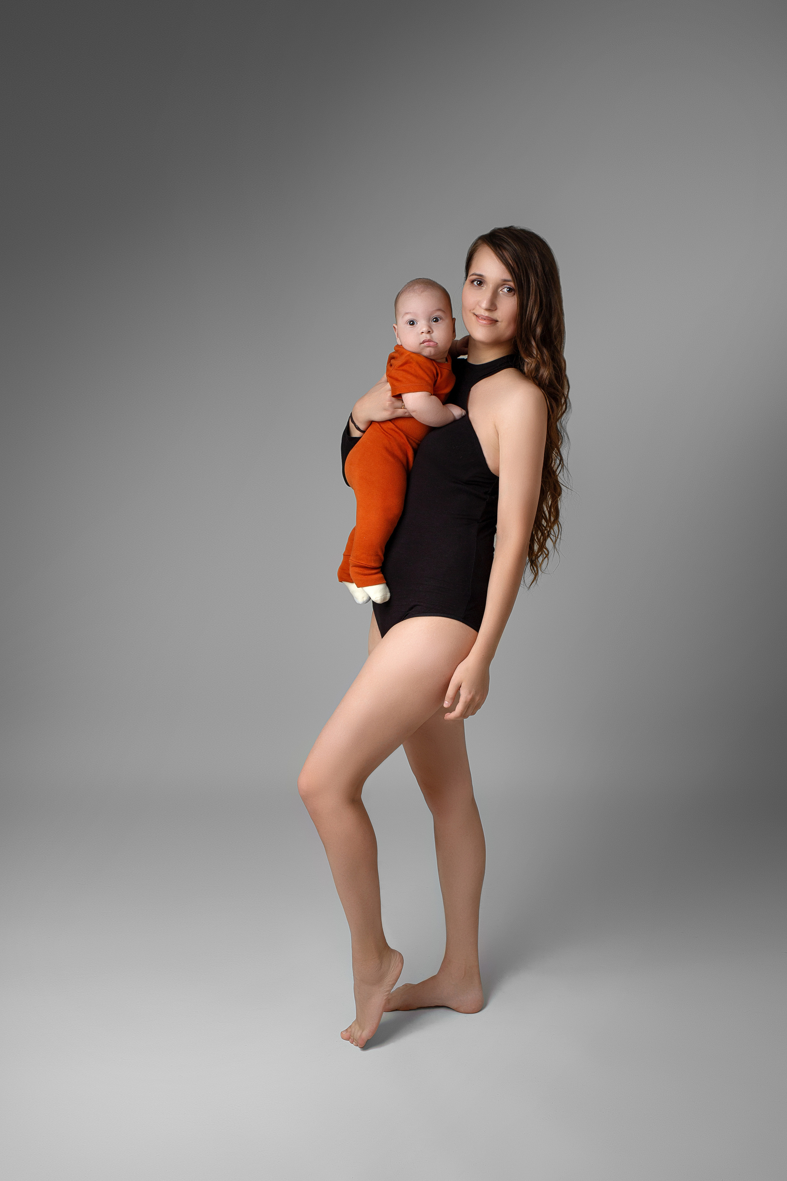 Мама и малыш. Фотограф новорожденных в Рязани  Юлия Блу