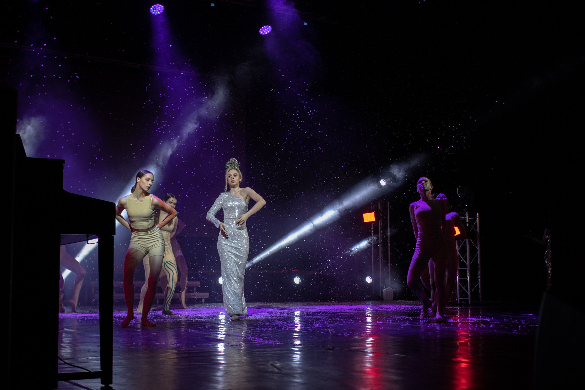 Конкурс красоты Мисс КубГУ 2021. Репортажный, промышленный и маркетплейс-фотограф Дмитрий Чернат