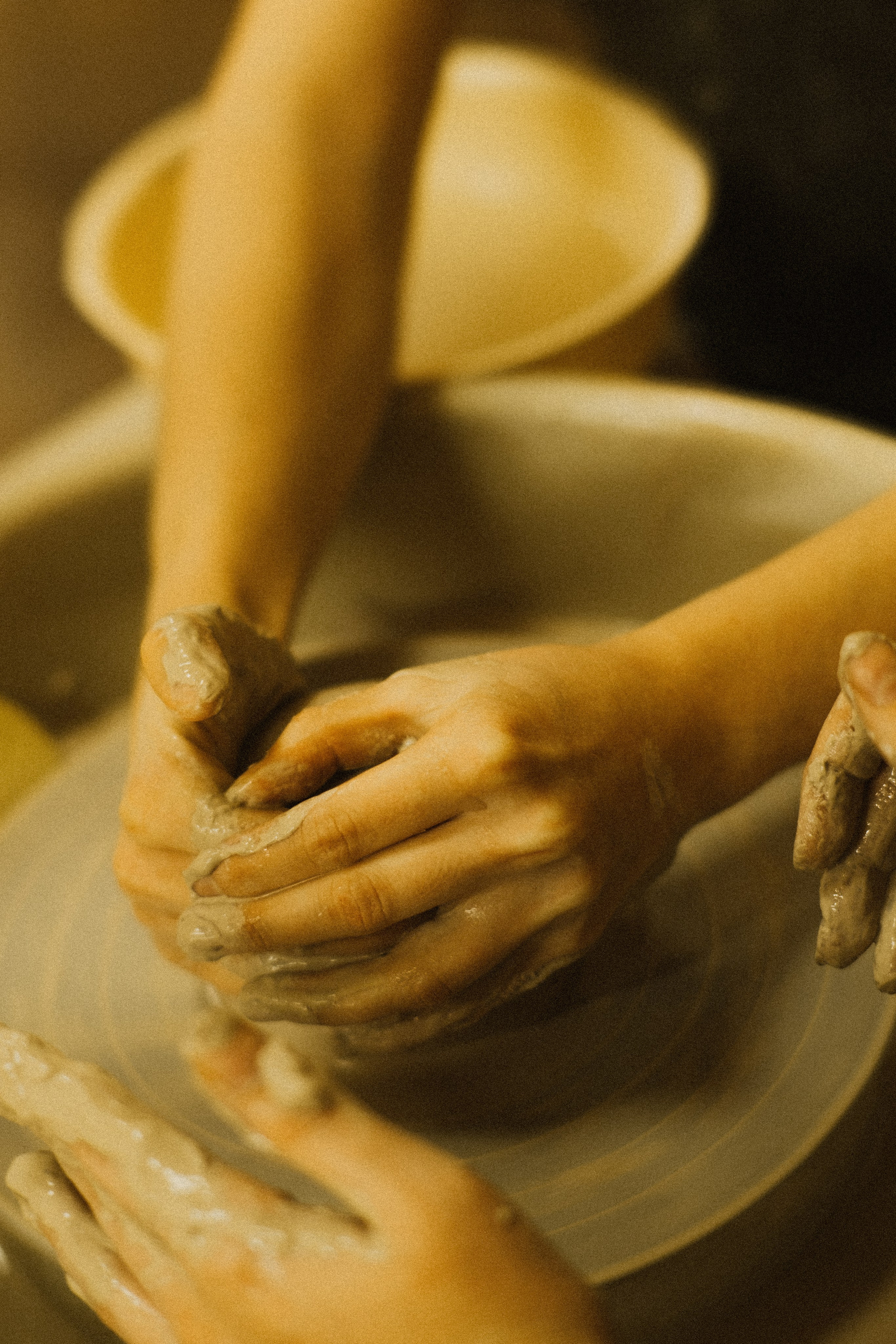 Контент для студии керамики «Flowers & Chill». Коммерческий и Портретный Фотограф Симферополь Крым Максим Махо