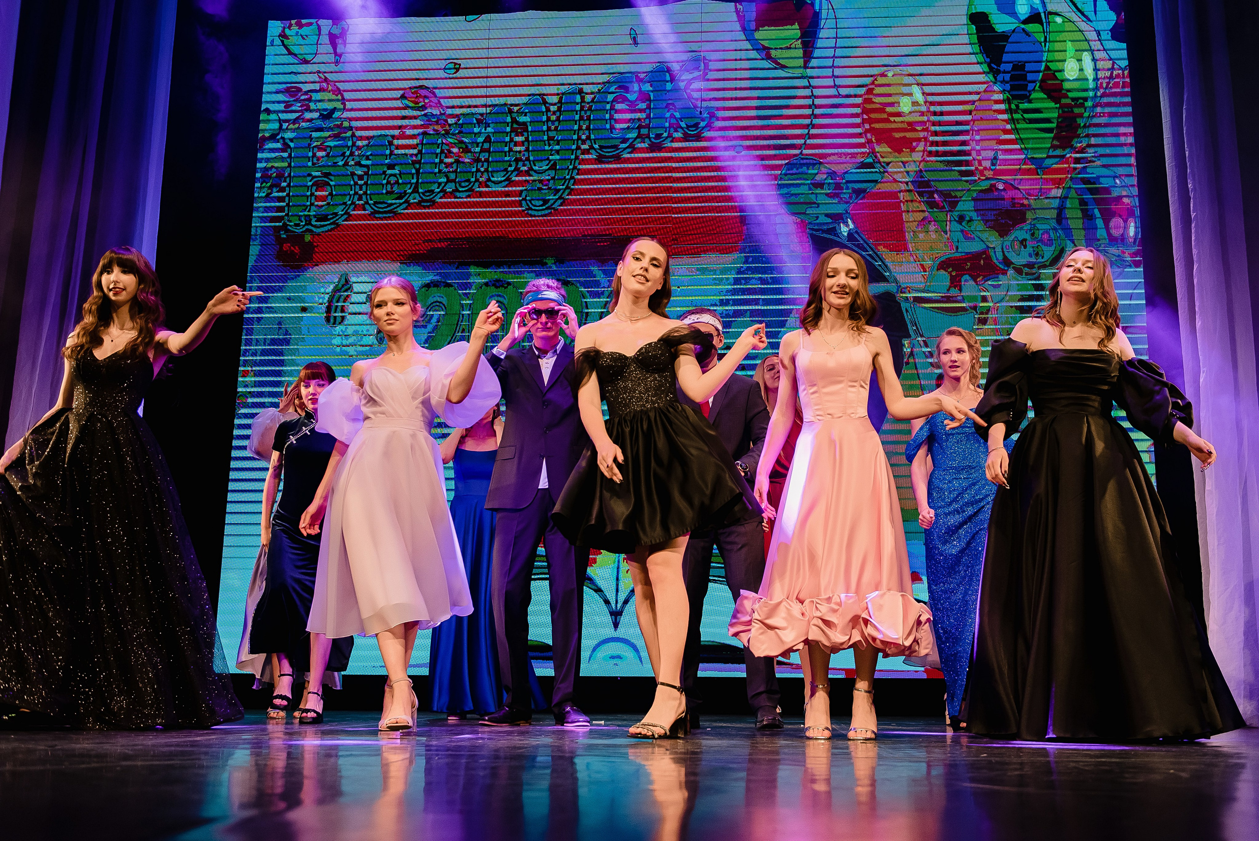 Выпускной школа 2024. Фотограф Рязань. Дарья Дмитриева