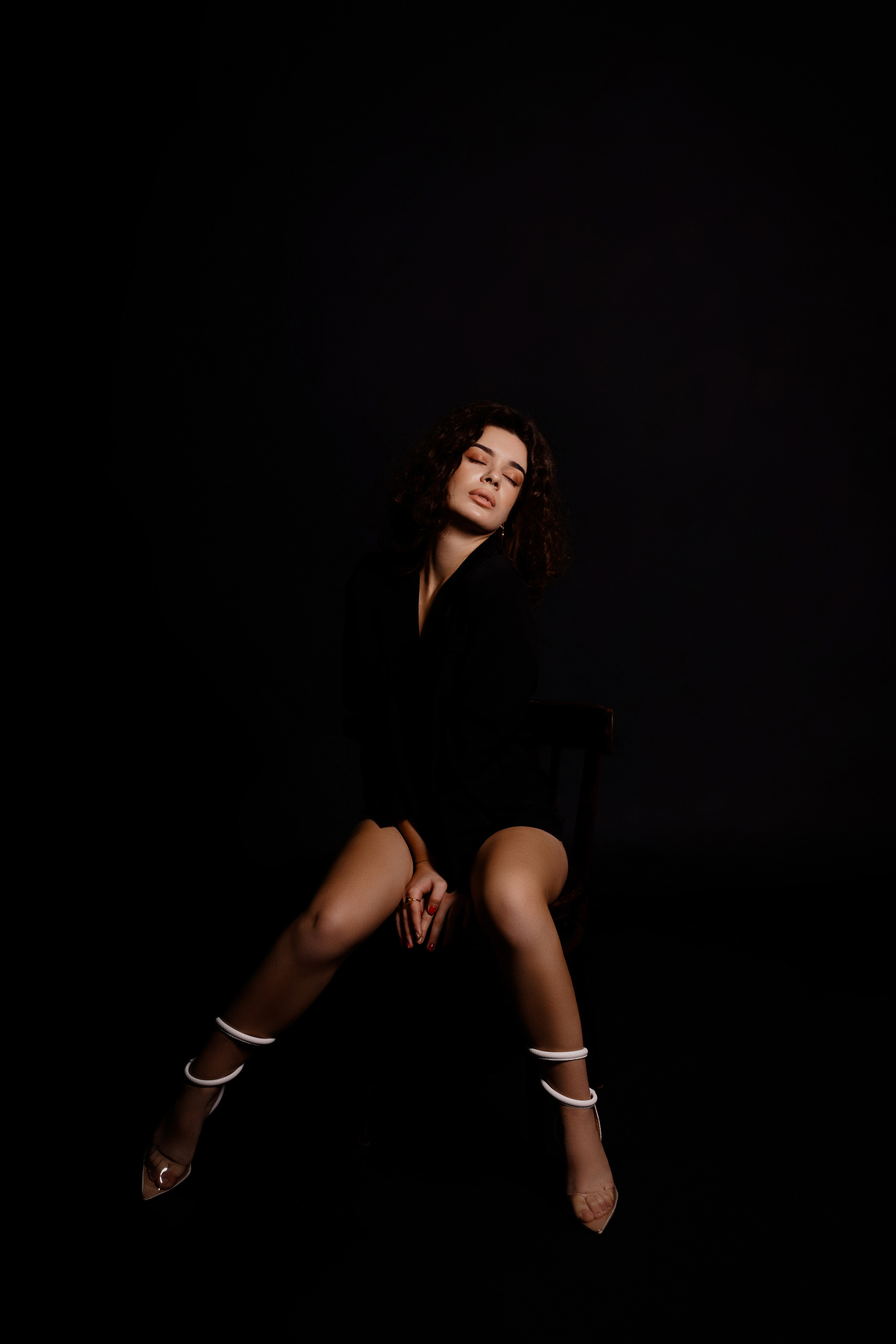 Арина. Фотограф Мария Щеголькова. Чувственный женский портрет