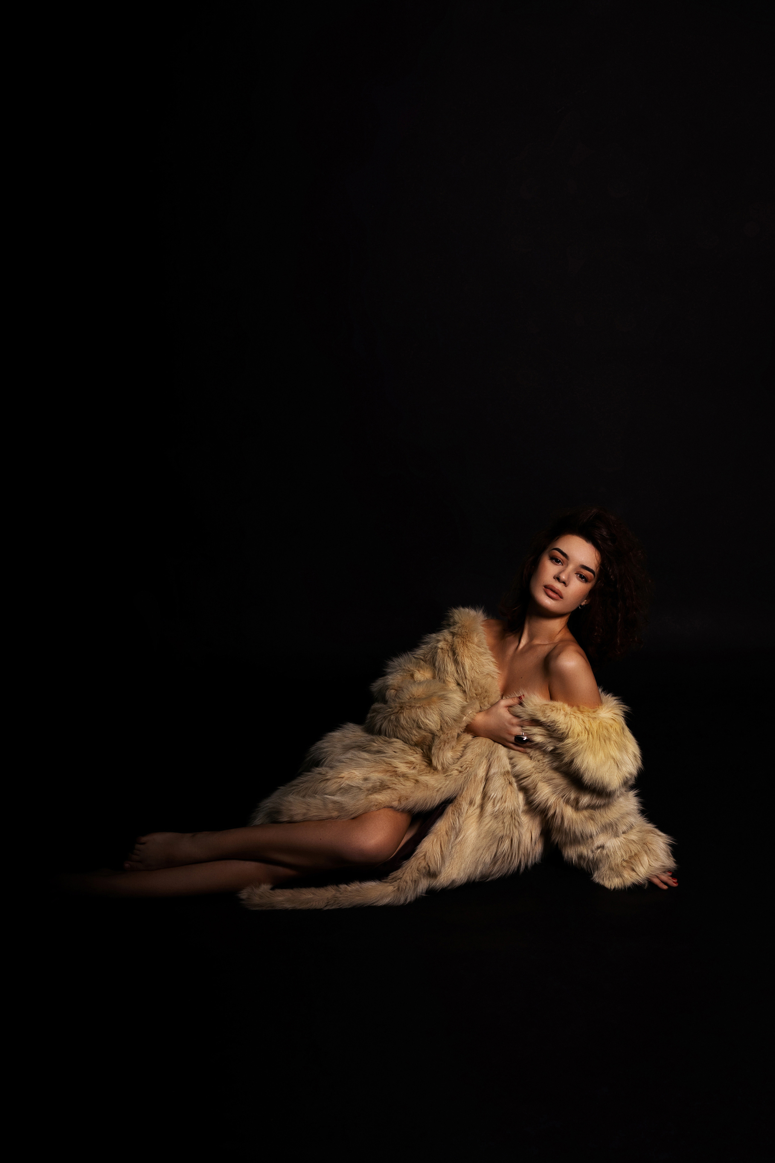 Арина. Фотограф Мария Щеголькова. Чувственный женский портрет