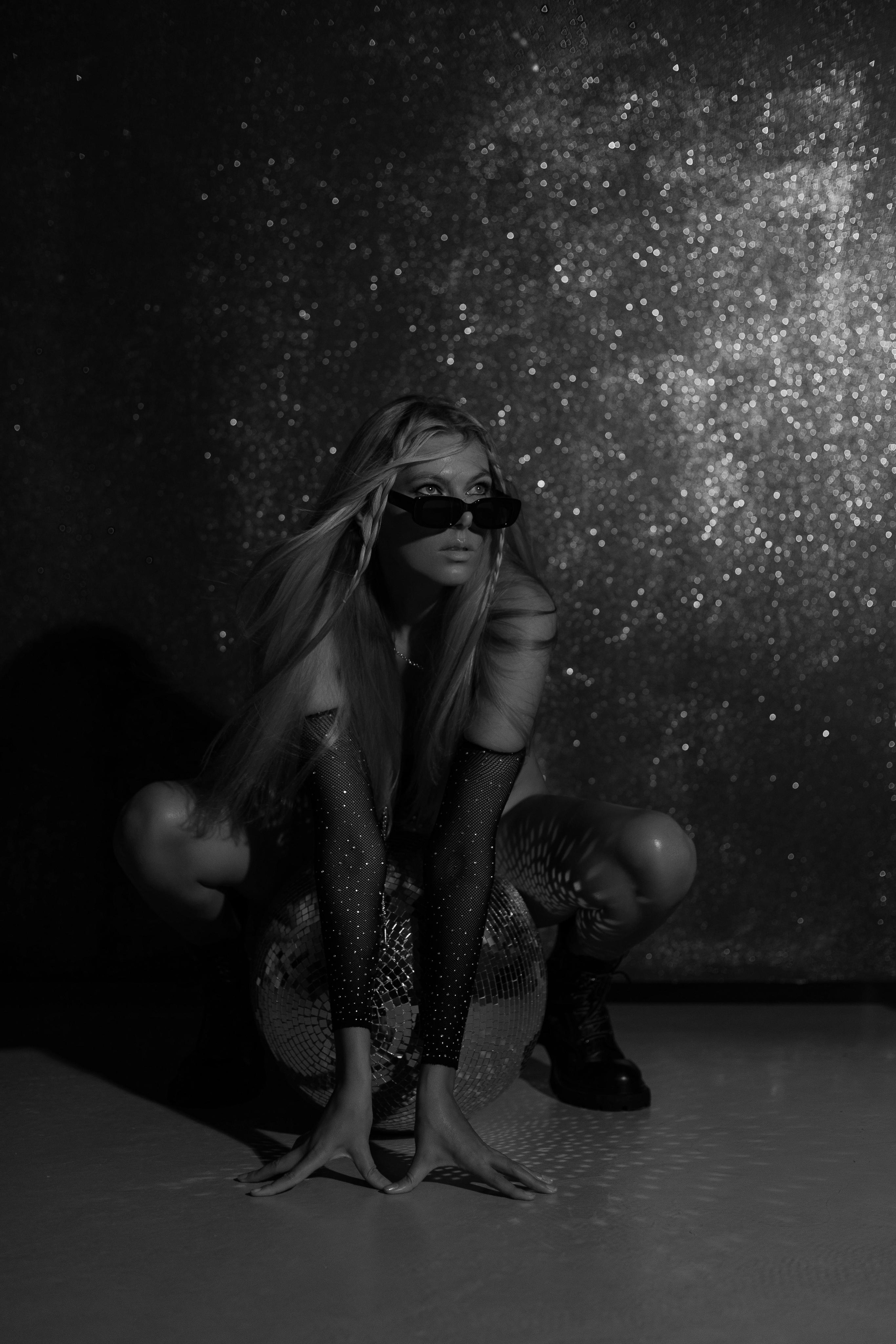 Мария «The brilliance of spotlights». Фотограф Мария Щеголькова. Чувственный женский портрет