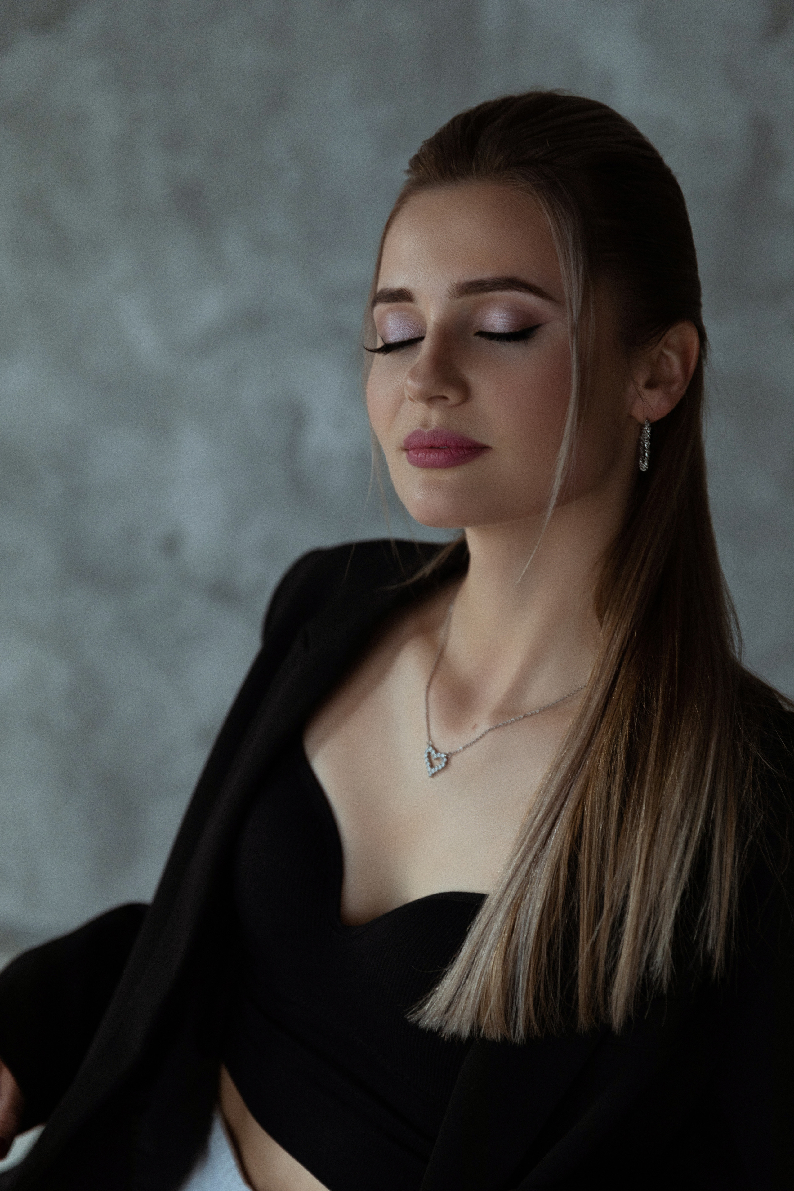 Оксана. Фотограф Мария Щеголькова. Чувственный женский портрет