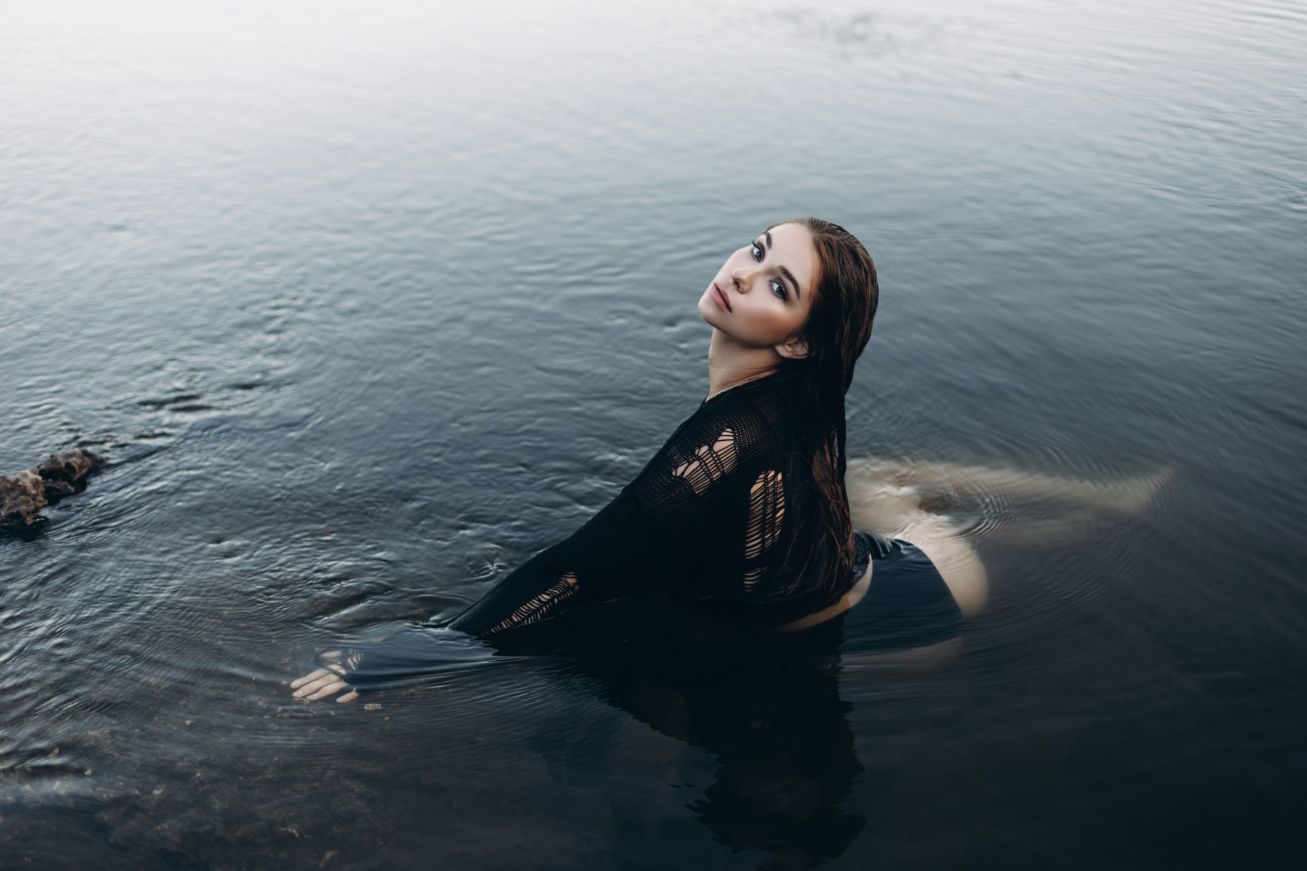 Ирина «The dark abyss». Фотограф Мария Щеголькова. Чувственный женский портрет