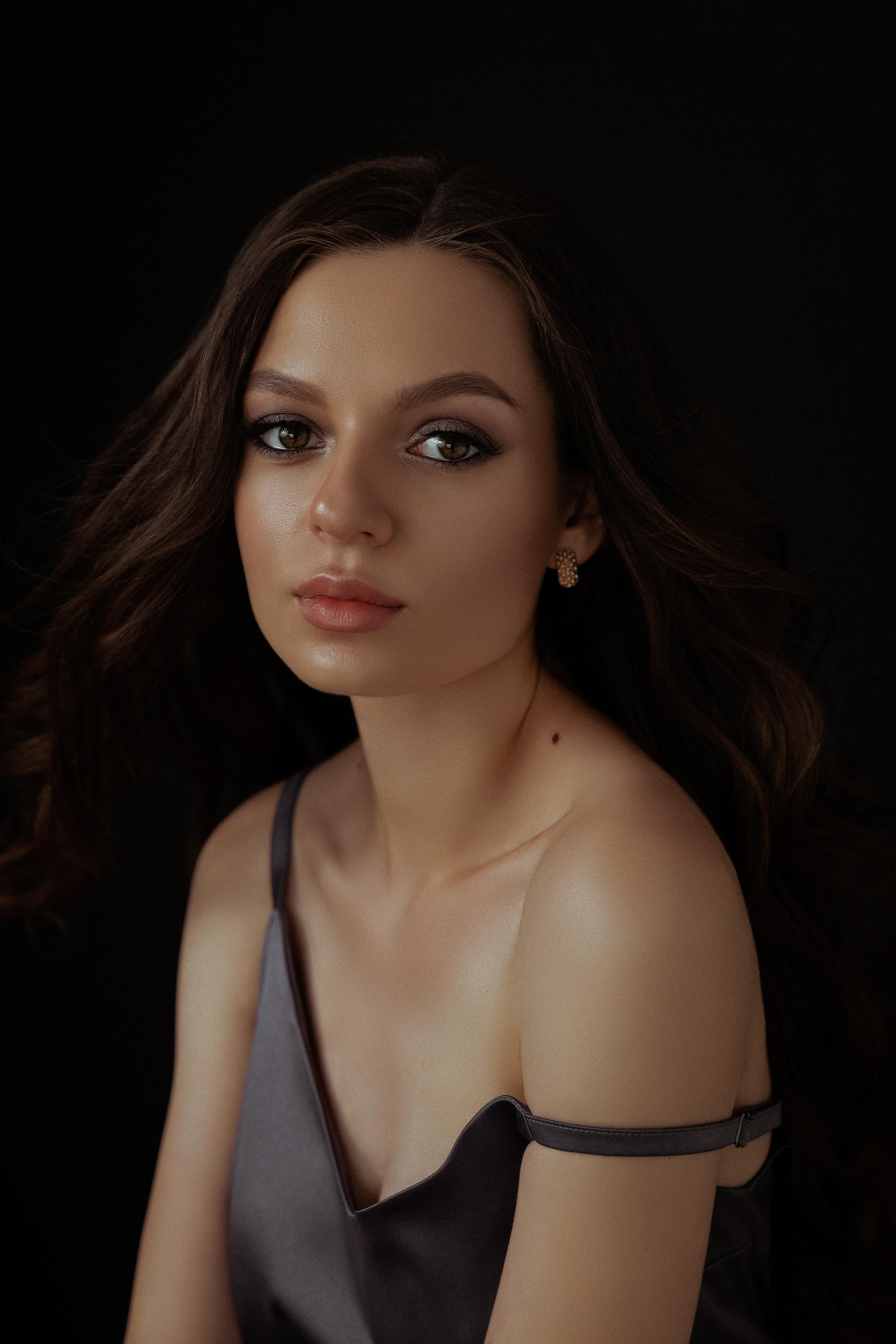 Ирина. Фотограф Мария Щеголькова. Чувственный женский портрет