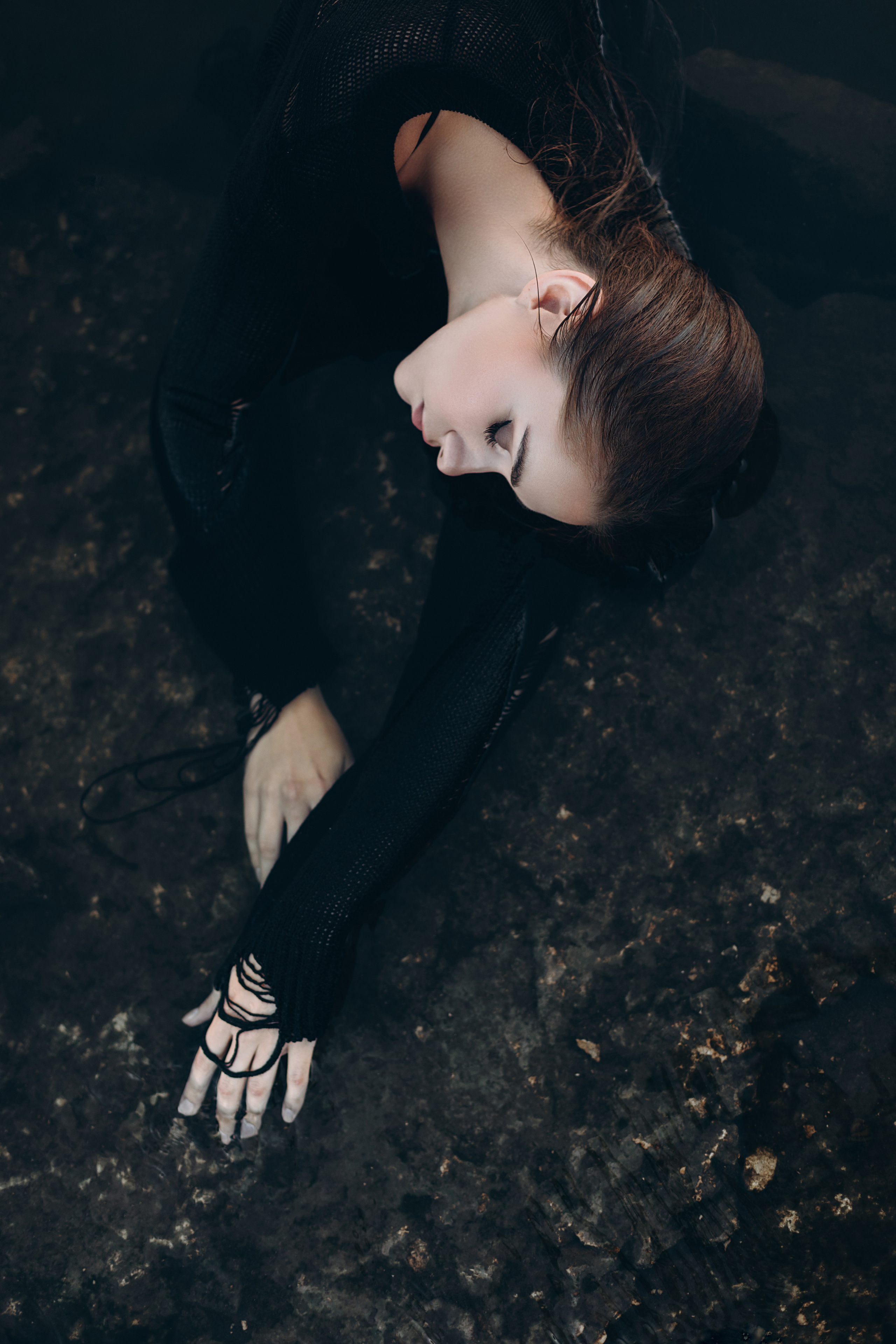 Ирина «The dark abyss». Фотограф Мария Щеголькова. Чувственный женский портрет