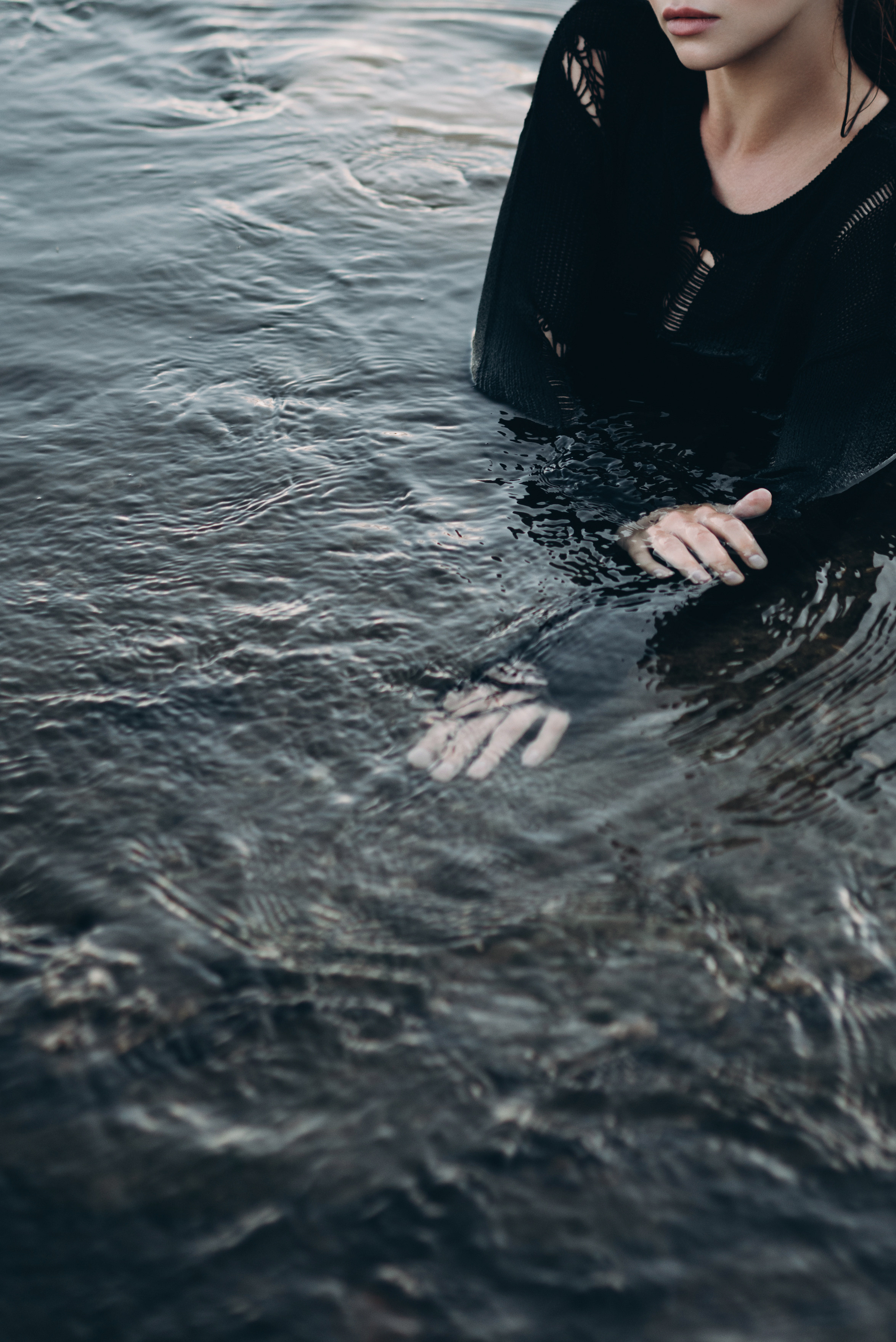 Ирина «The dark abyss». Фотограф Мария Щеголькова. Чувственный женский портрет