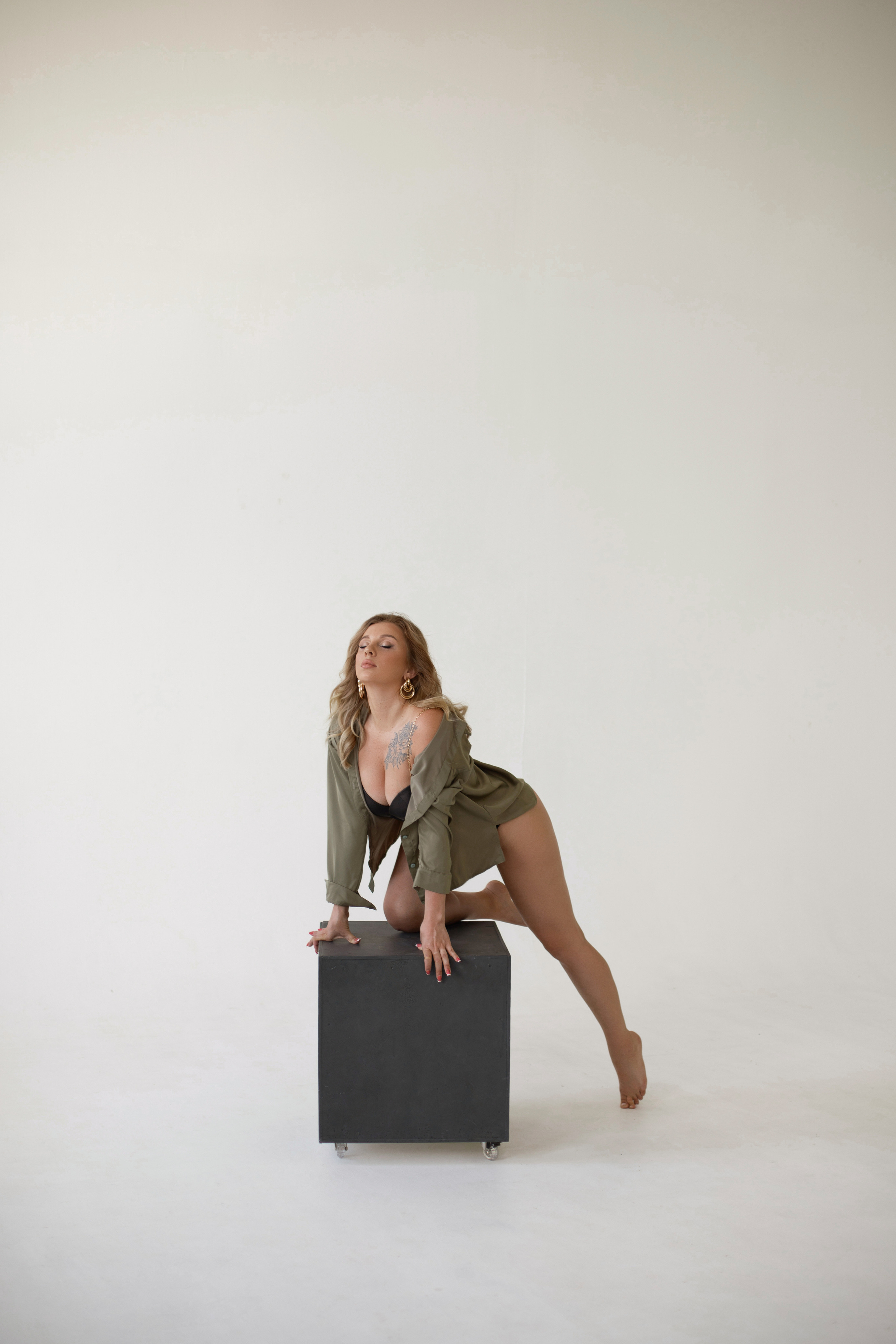 Лариса. Фотограф Мария Щеголькова. Чувственный женский портрет