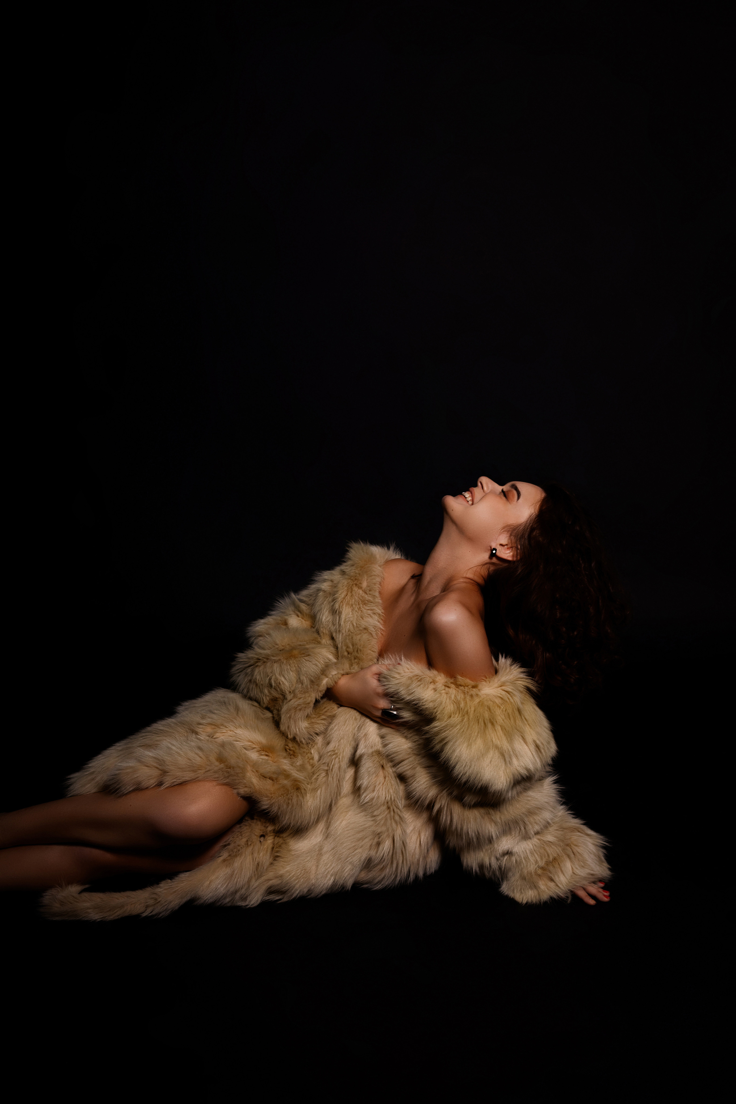 Арина. Фотограф Мария Щеголькова. Чувственный женский портрет