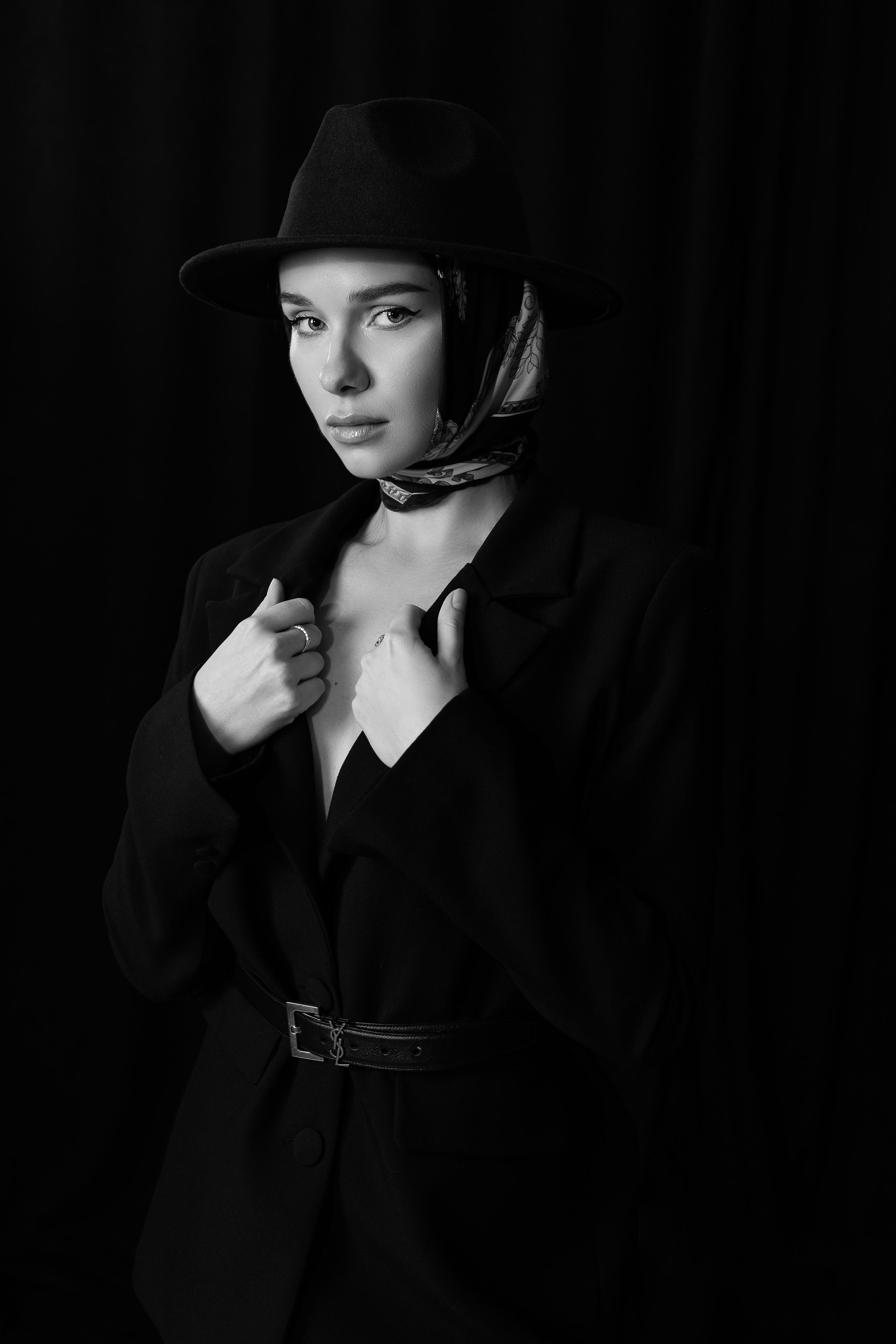 Ирина. Фотограф Мария Щеголькова. Чувственный женский портрет