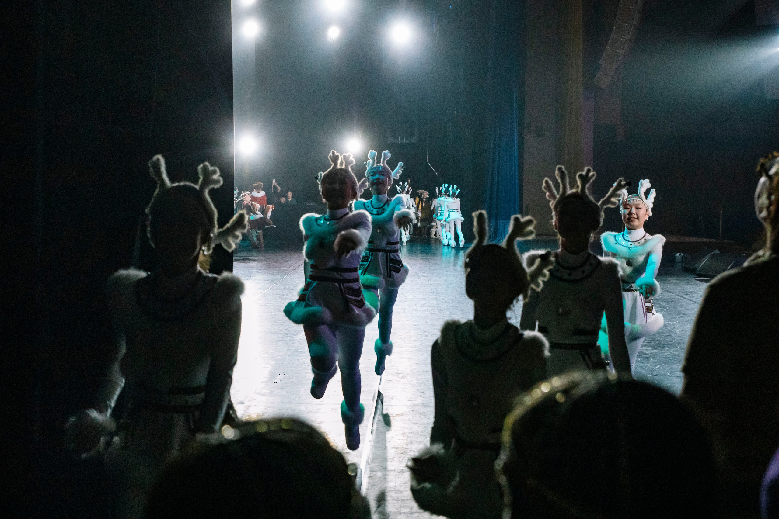 Закулисье. Гала-концерт Новые Имена в Кремлевском Дворце 30.03.26. Профессиональный фотограф в Москве | Заказать фотосессию и съемку