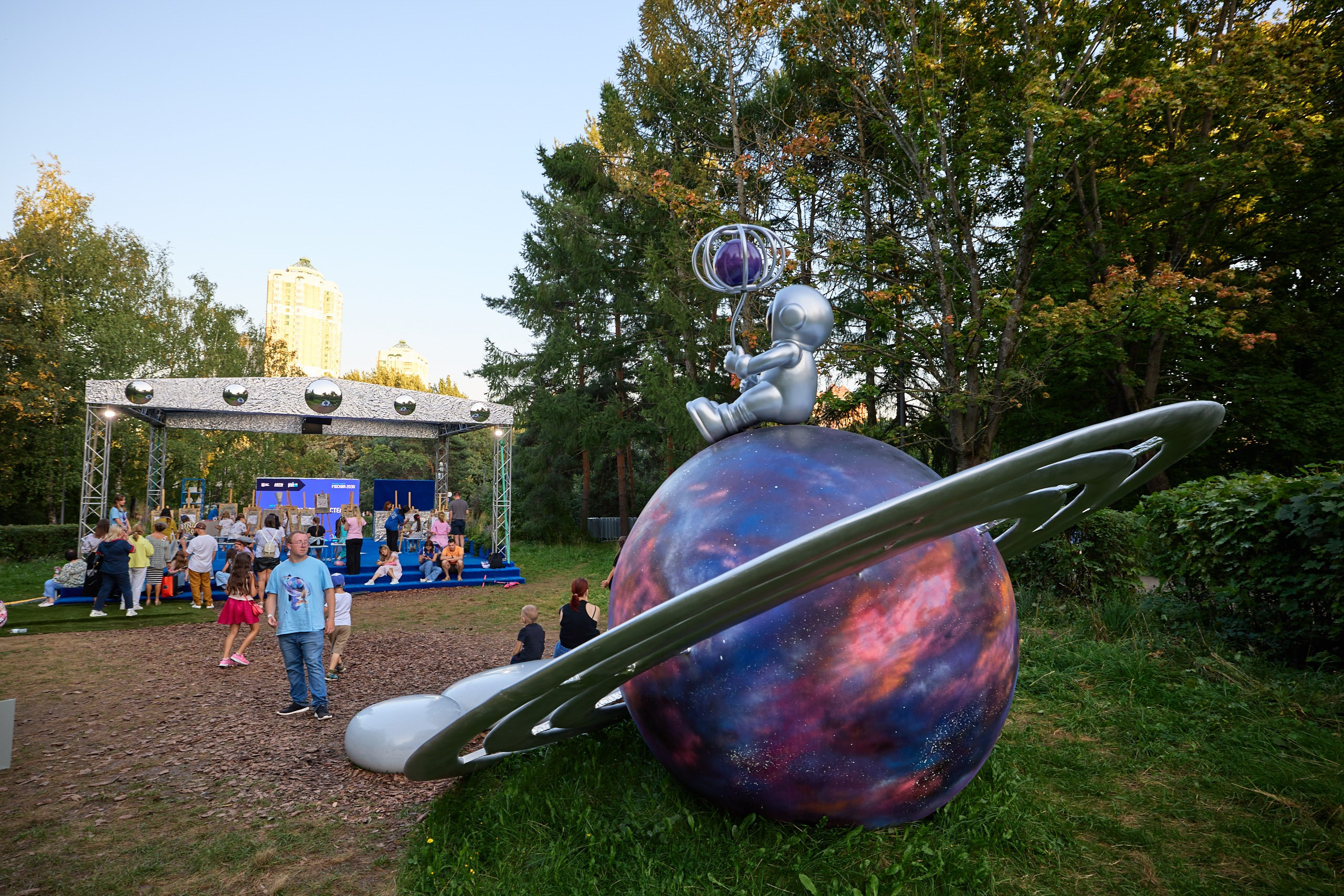 Репортажная фотография строительного проекта Москва 2030